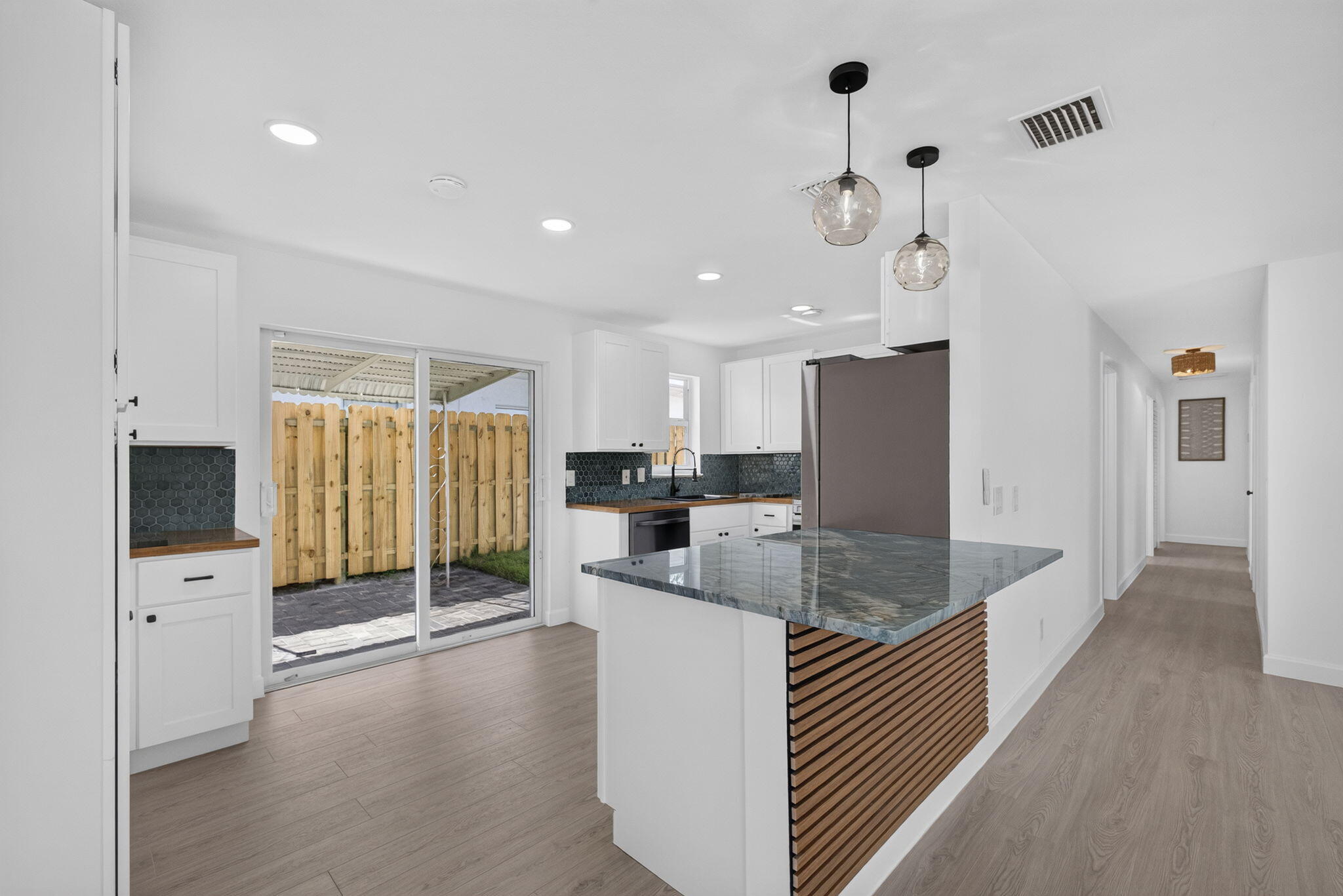 INLET CITY - Residential