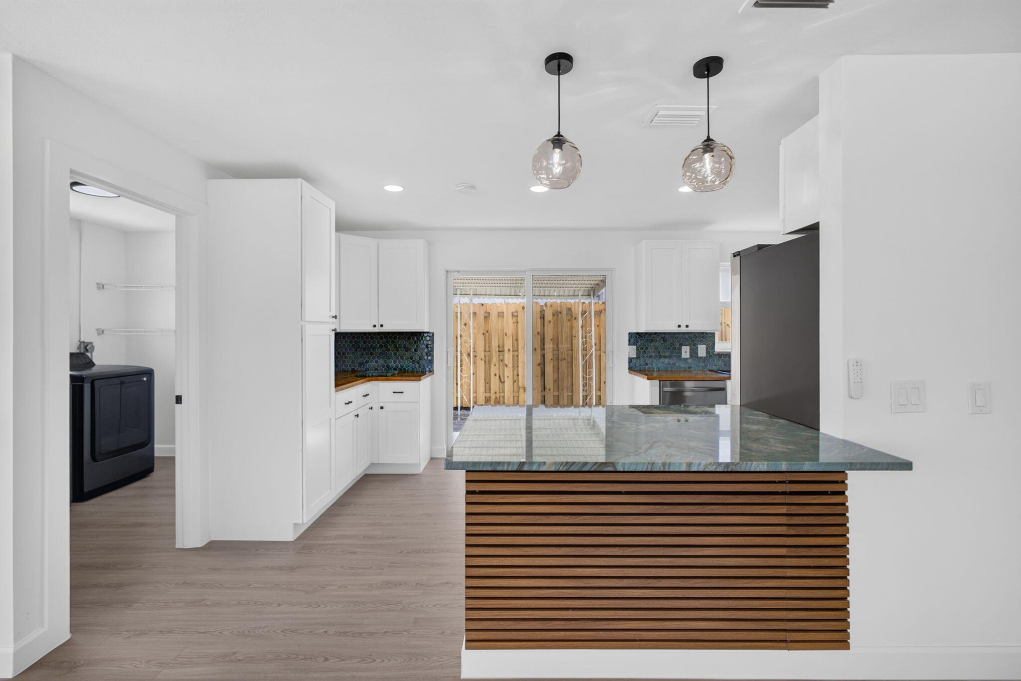 INLET CITY - Residential