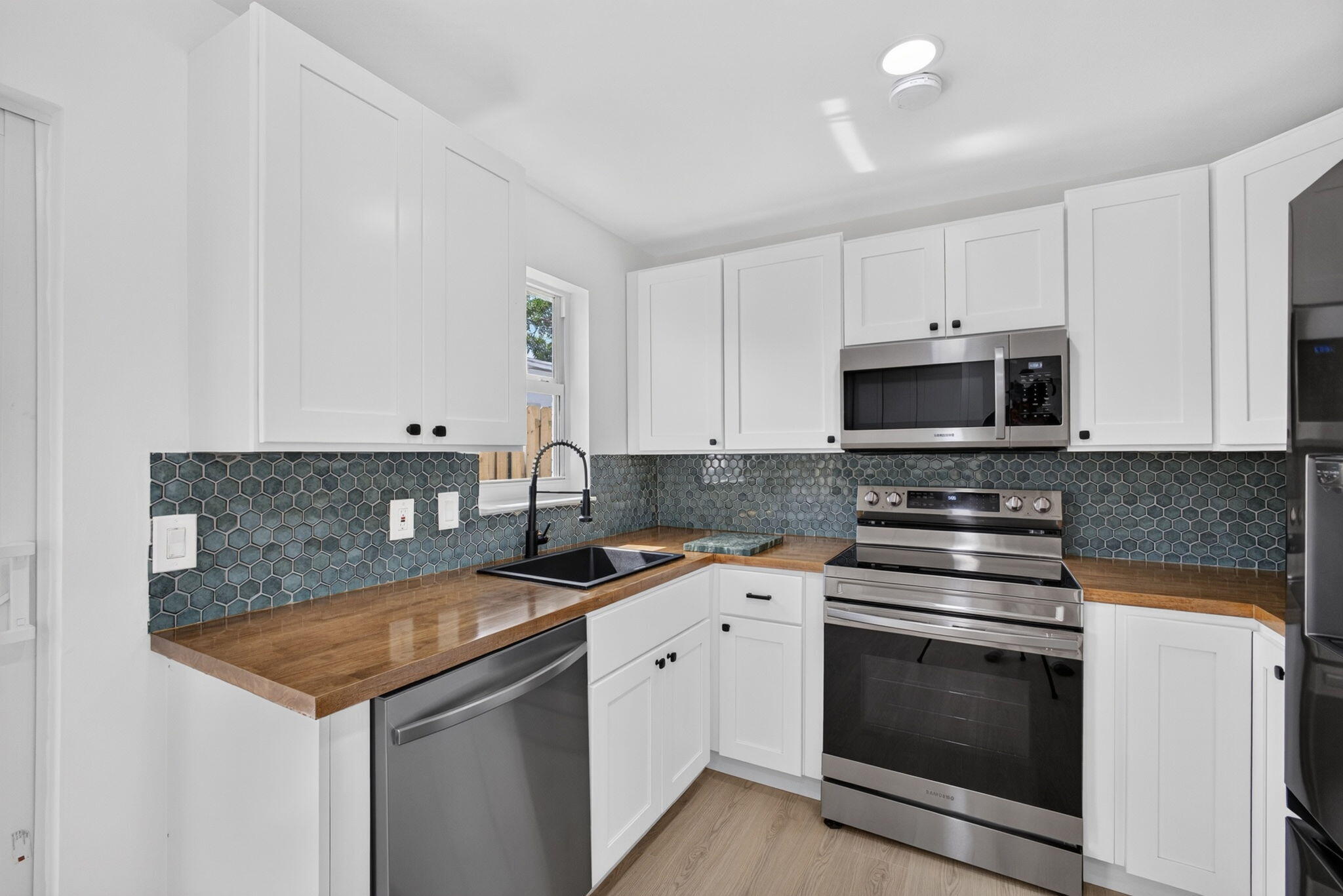INLET CITY - Residential