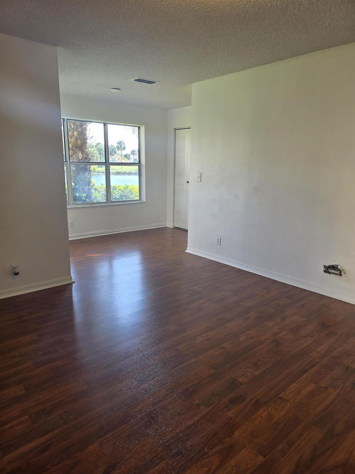 CORAL KEY CONDO - Residential Lease