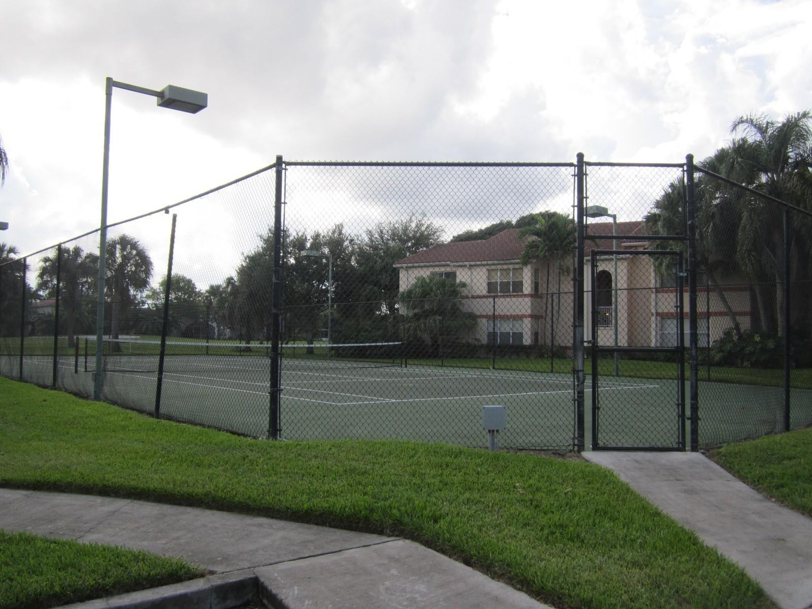 CORAL KEY CONDO - Residential Lease