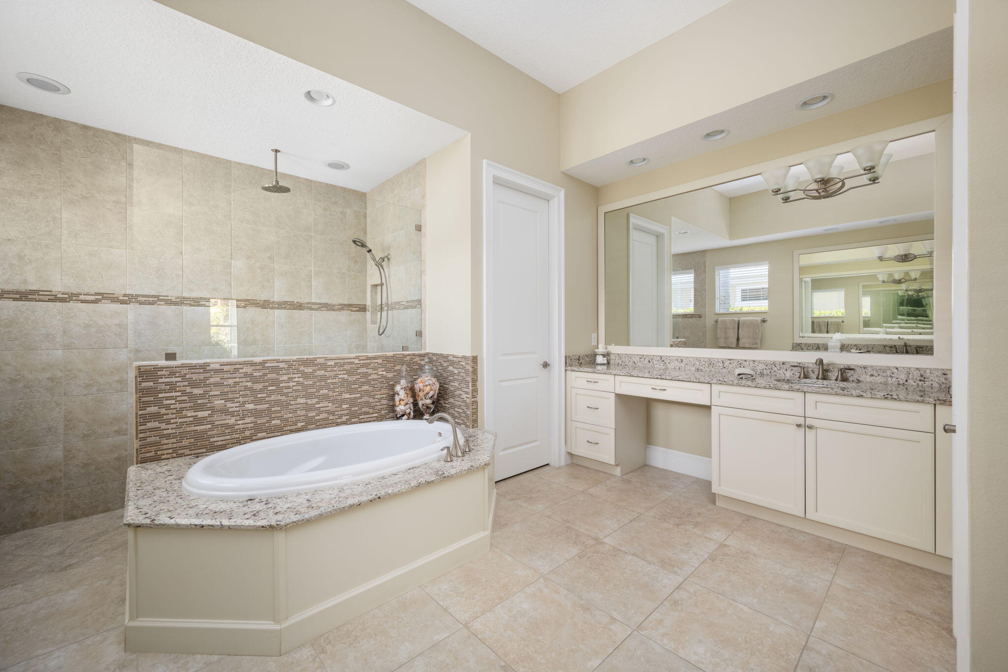 RIVERWIND PHASE THREE - Residential