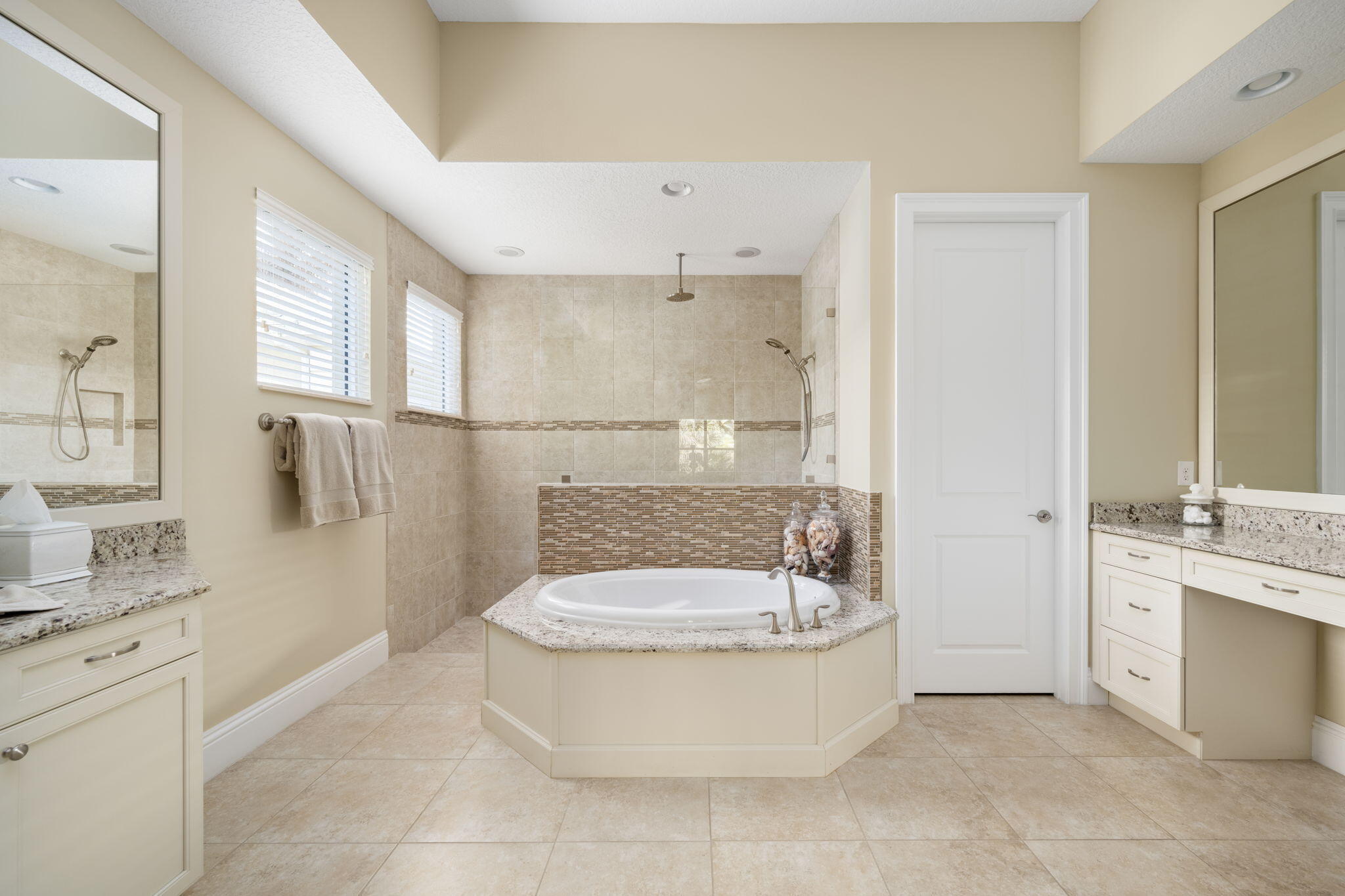 RIVERWIND PHASE THREE - Residential