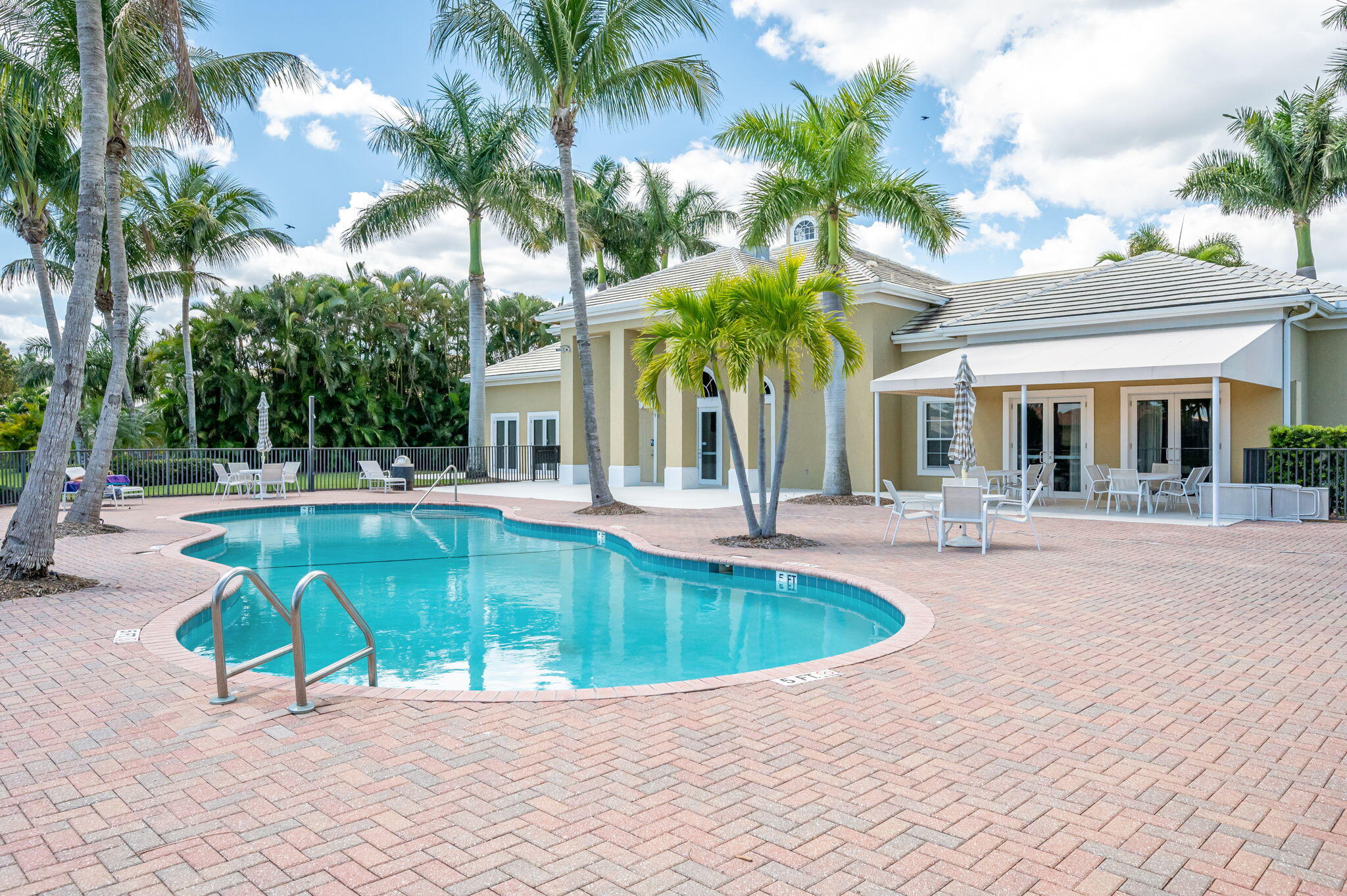 RIVERWIND PHASE THREE - Residential