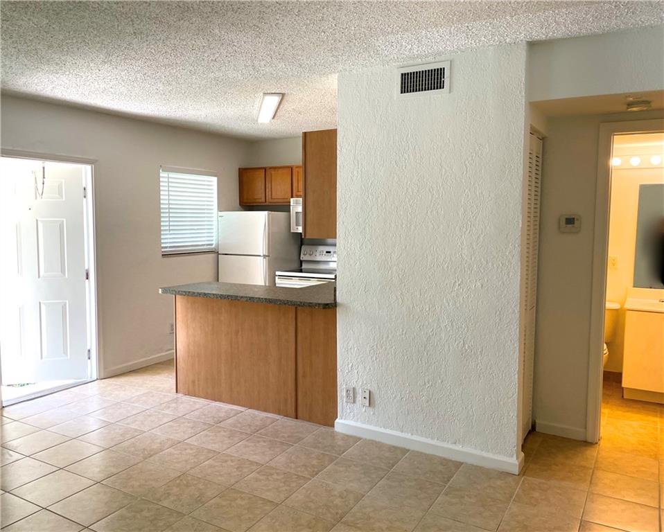 THE GROVE - Residential