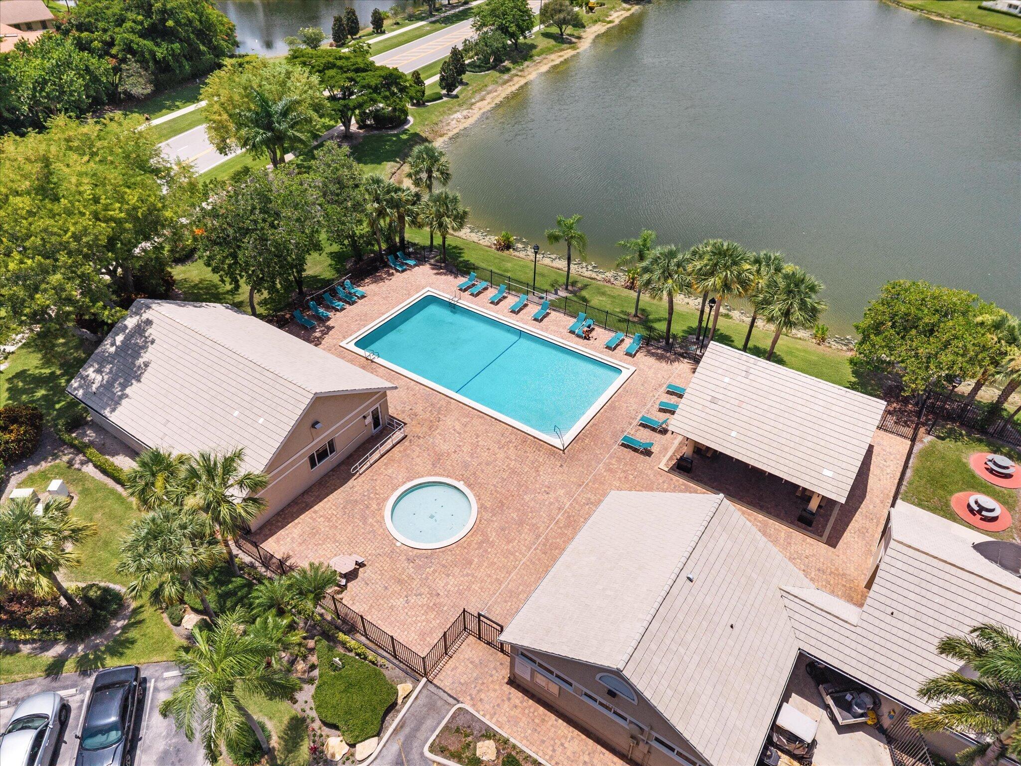LAKES AT BOCA RATON PAR E - Residential