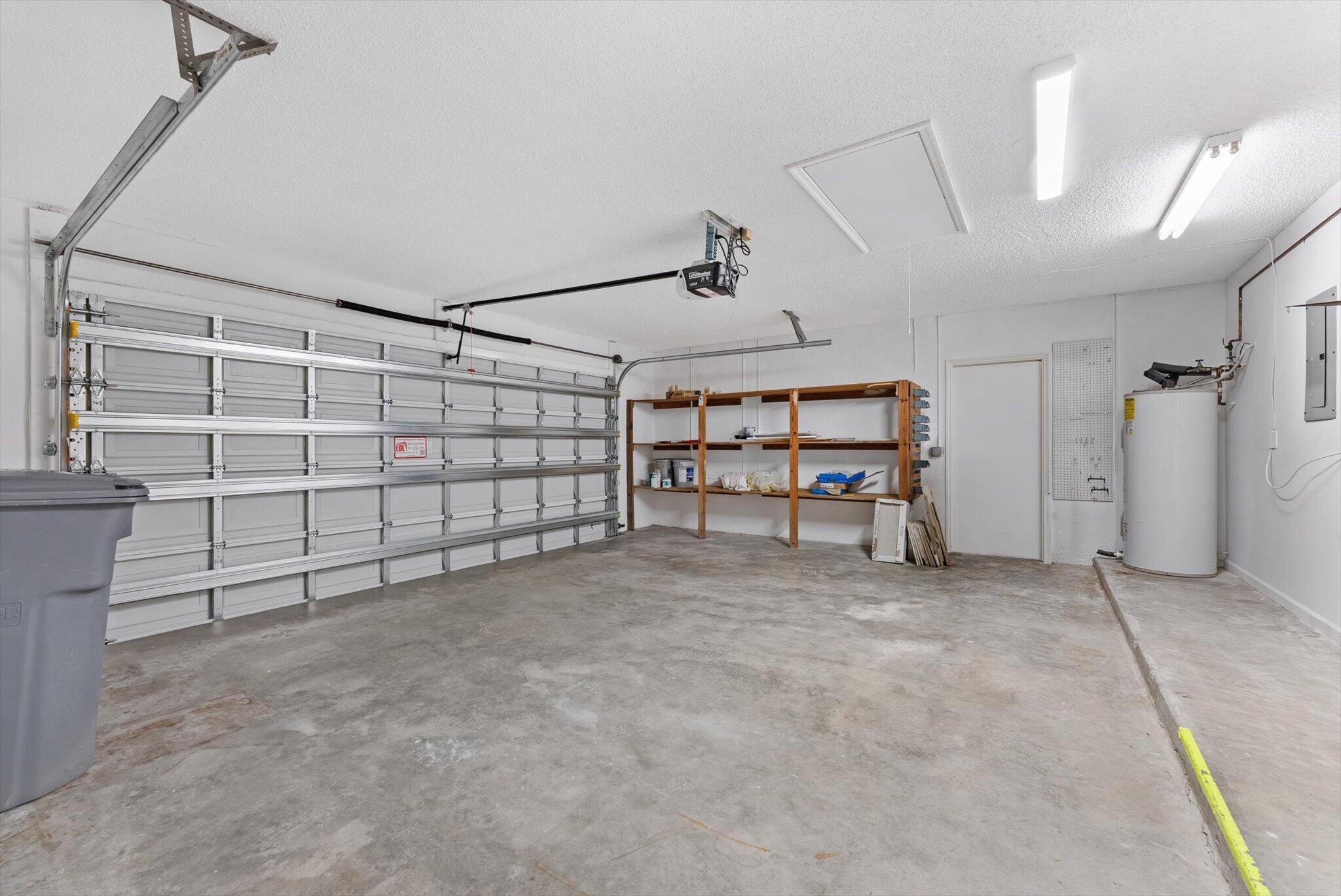 LAKES AT BOCA RATON PAR E - Residential