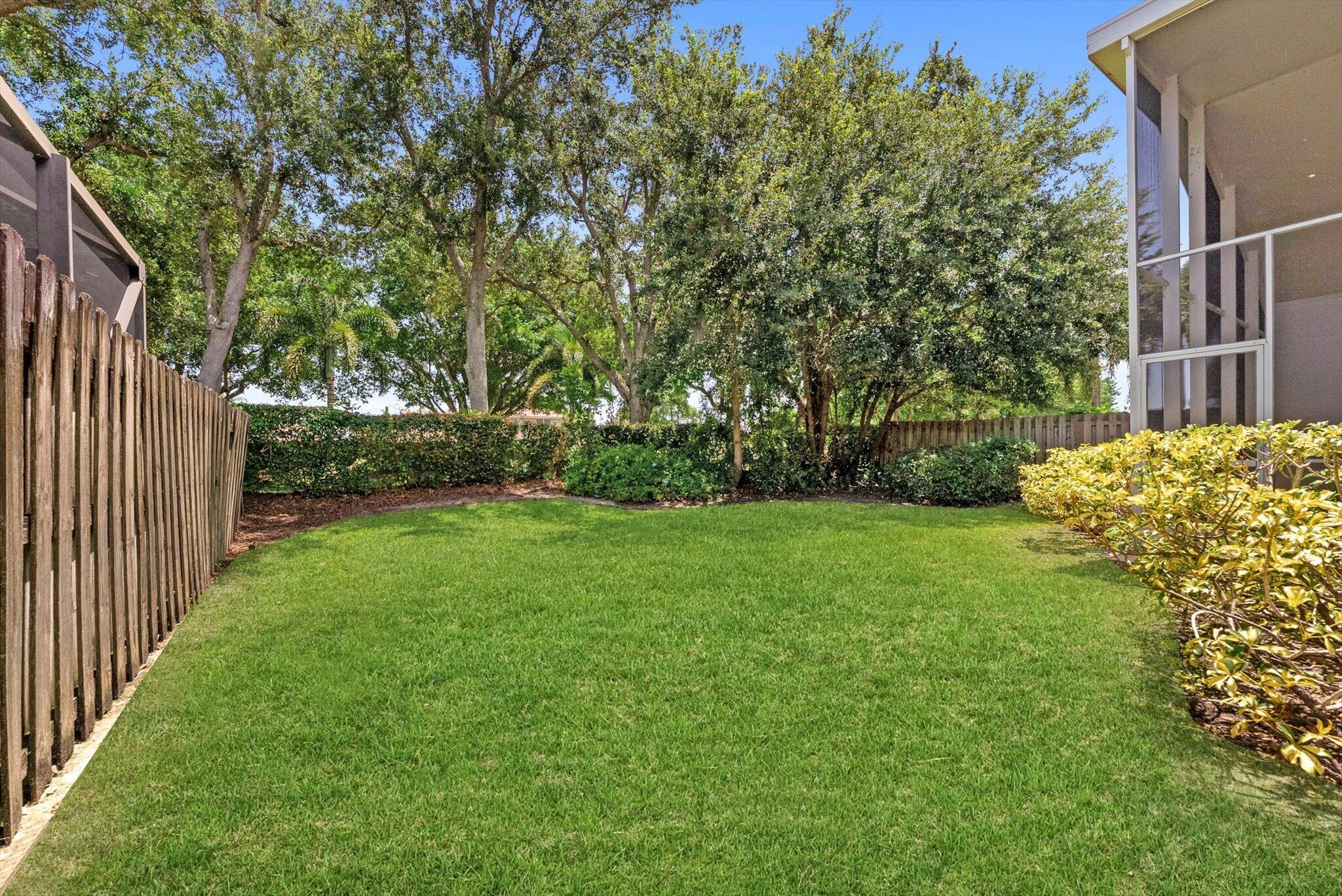 LAKES AT BOCA RATON PAR E - Residential