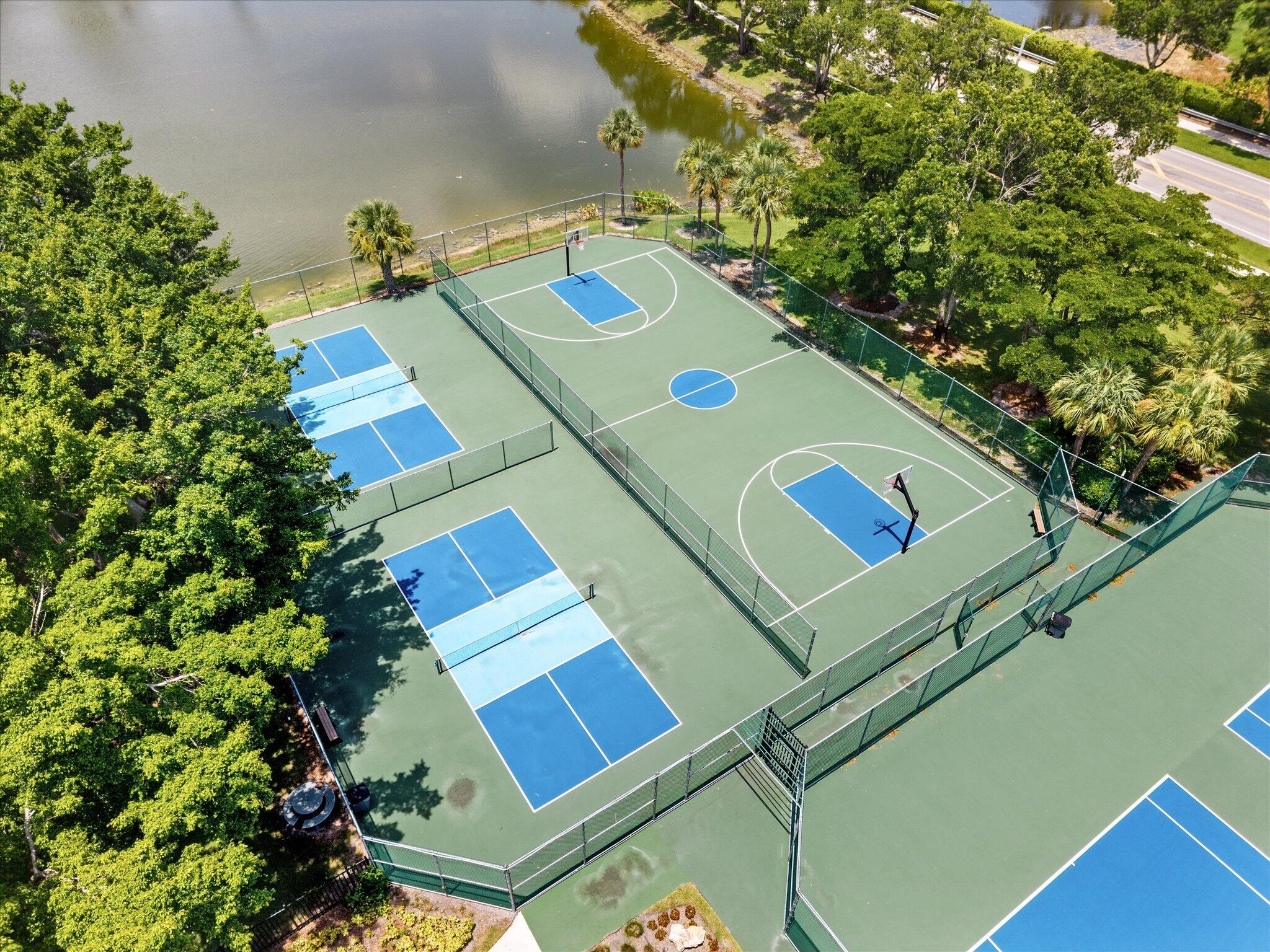 LAKES AT BOCA RATON PAR E - Residential
