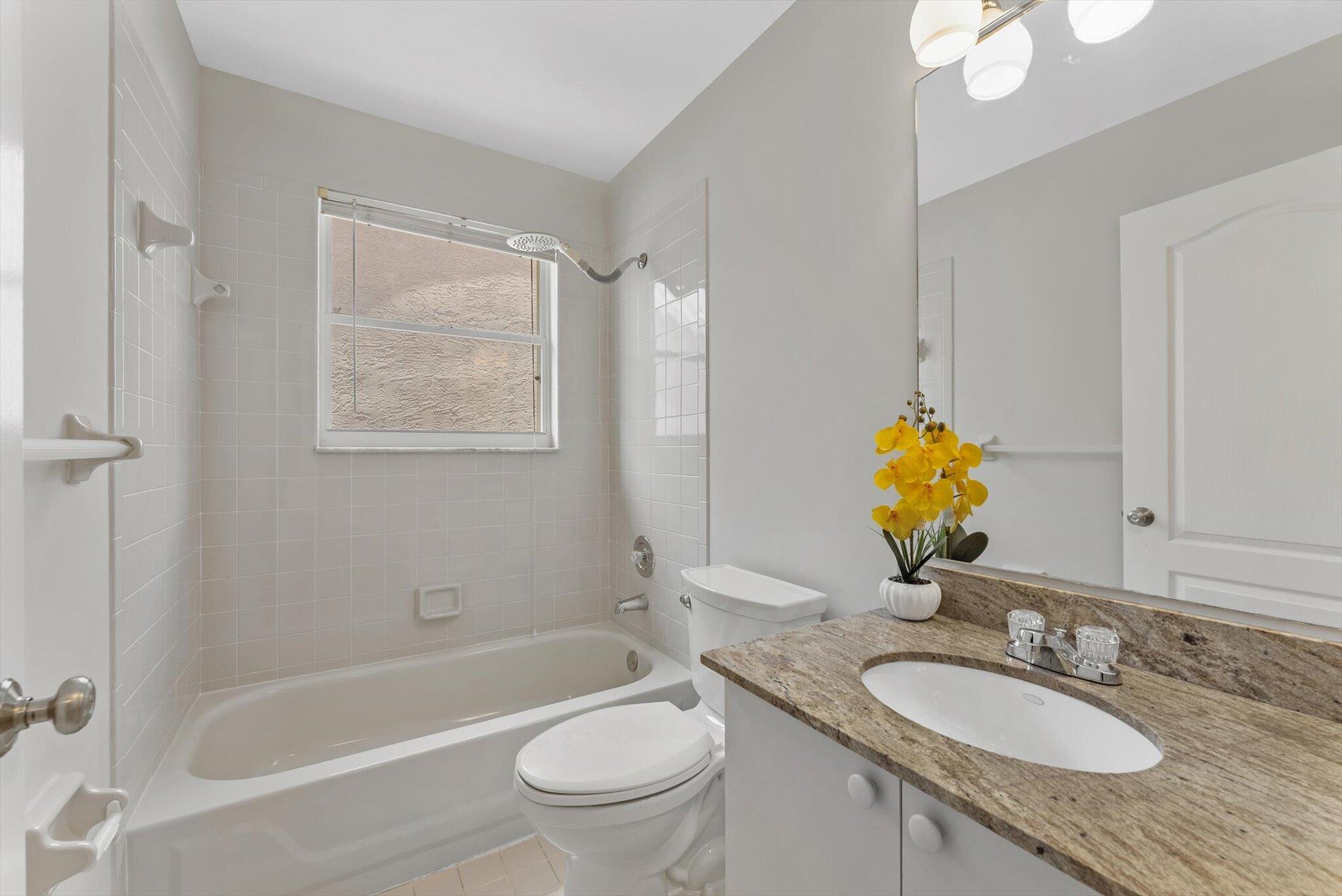 LAKES AT BOCA RATON PAR E - Residential