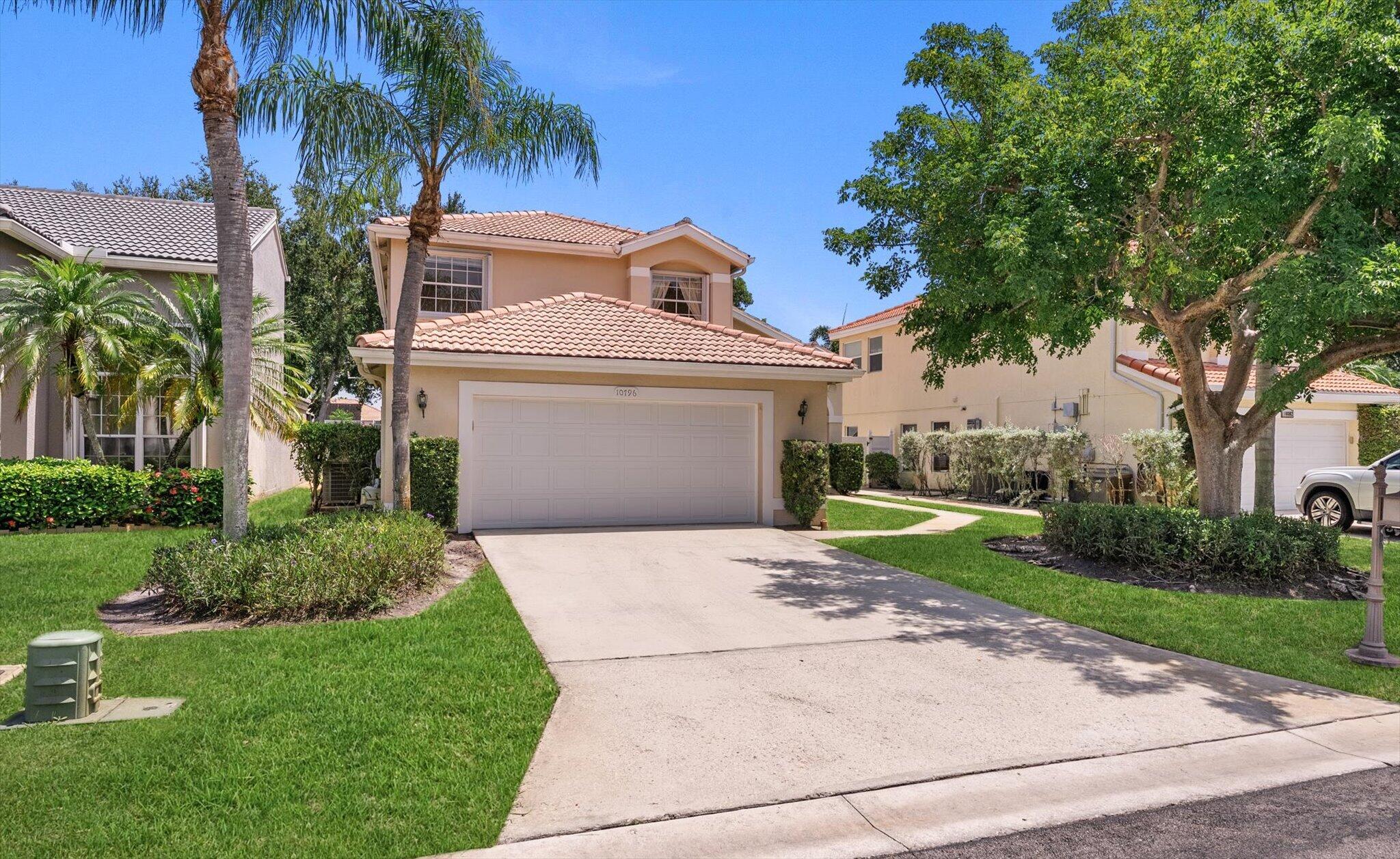 LAKES AT BOCA RATON PAR E - Residential