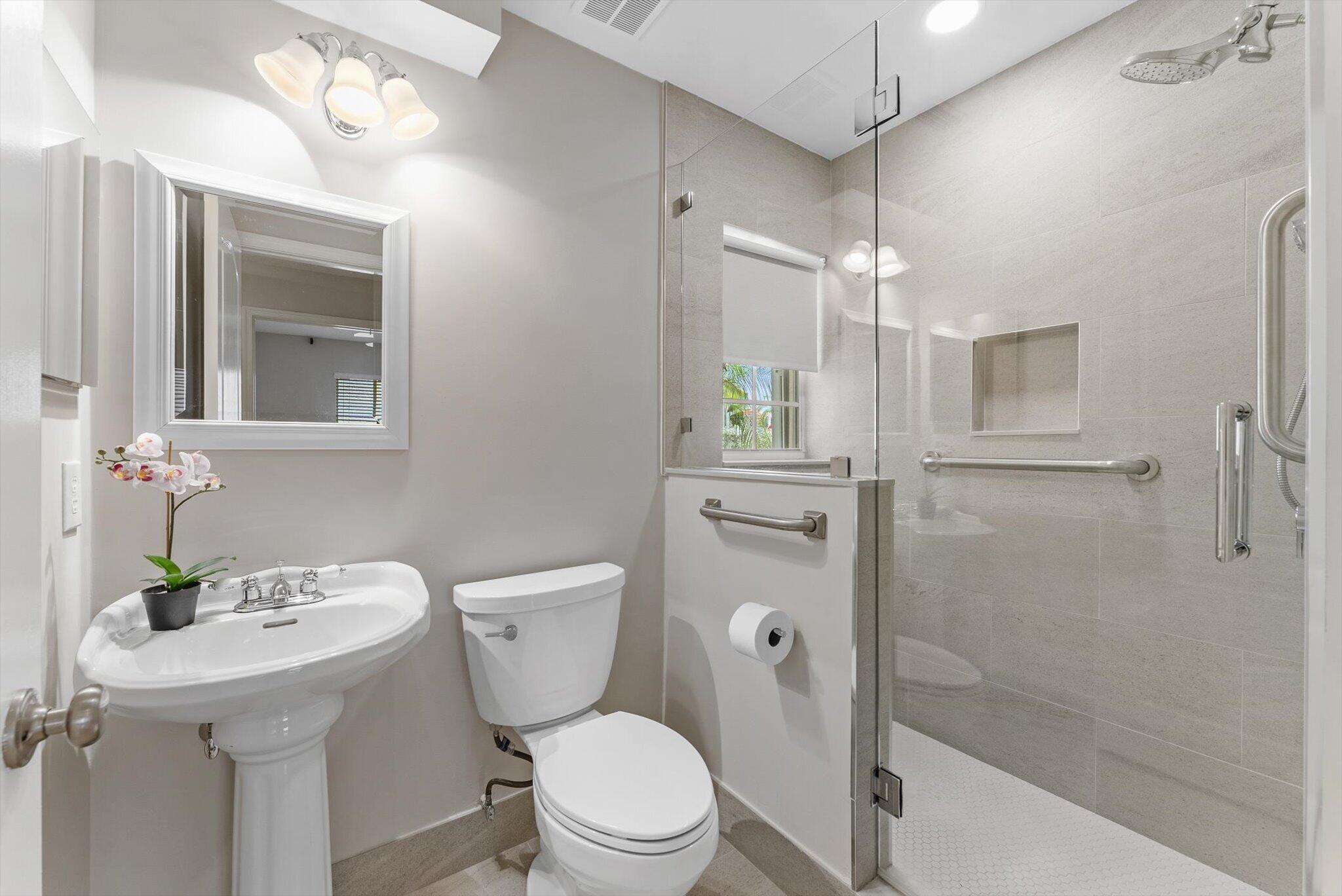 LAKES AT BOCA RATON PAR E - Residential