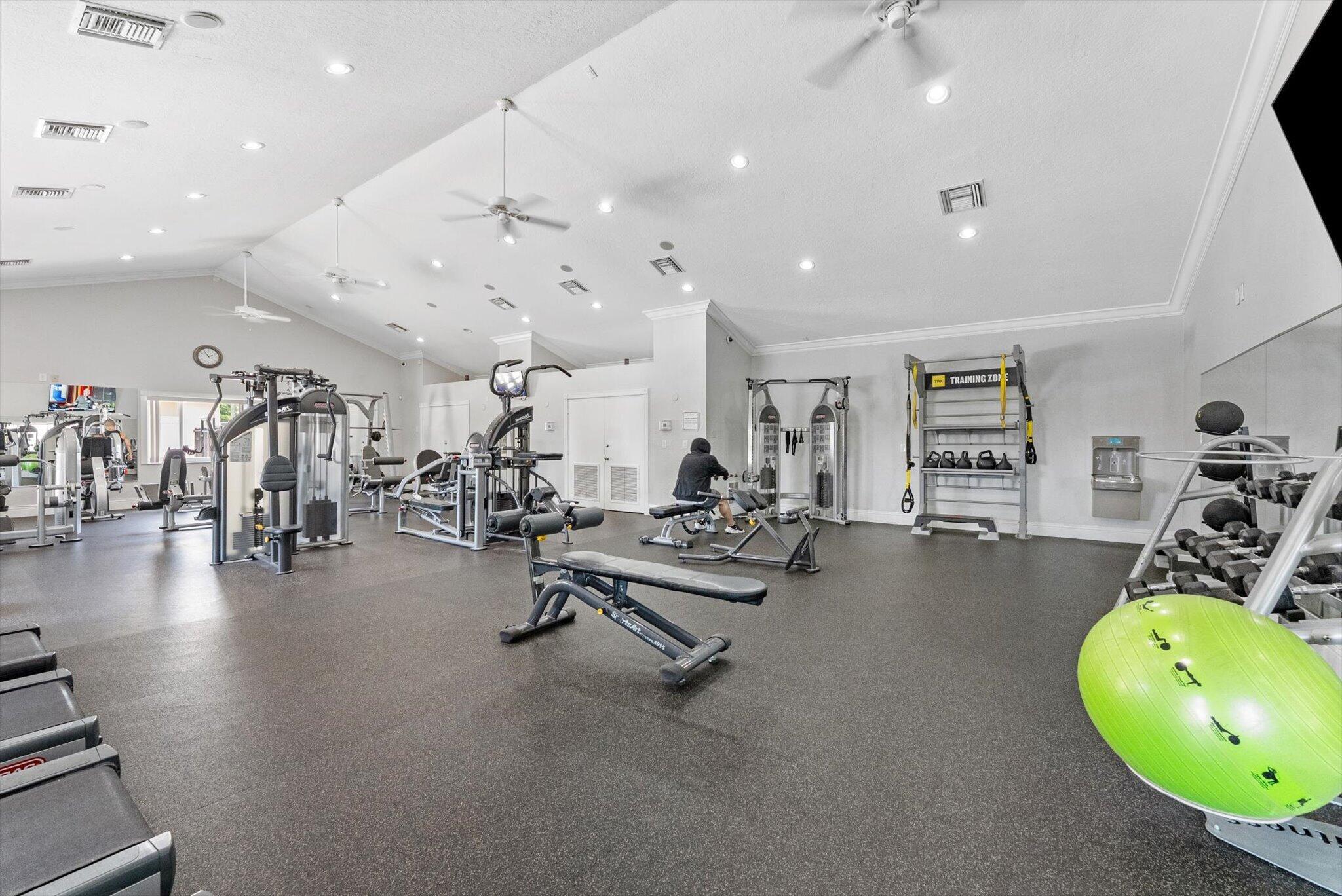 LAKES AT BOCA RATON PAR E - Residential