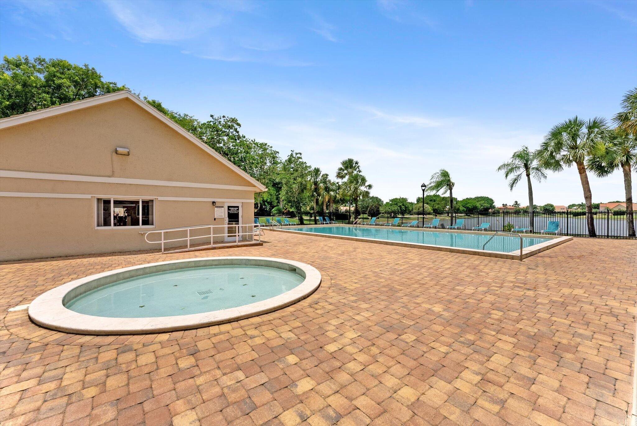 LAKES AT BOCA RATON PAR E - Residential