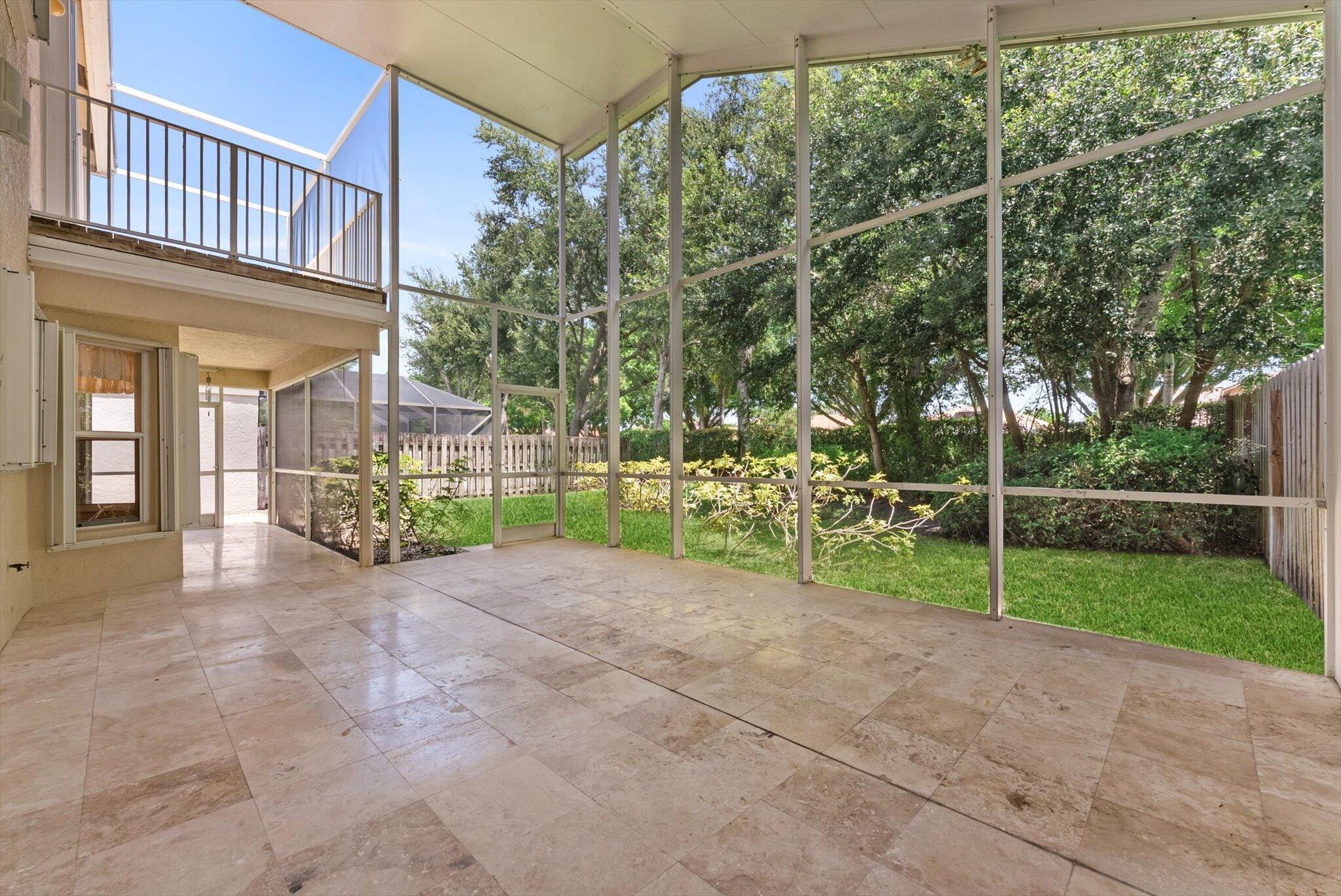 LAKES AT BOCA RATON PAR E - Residential