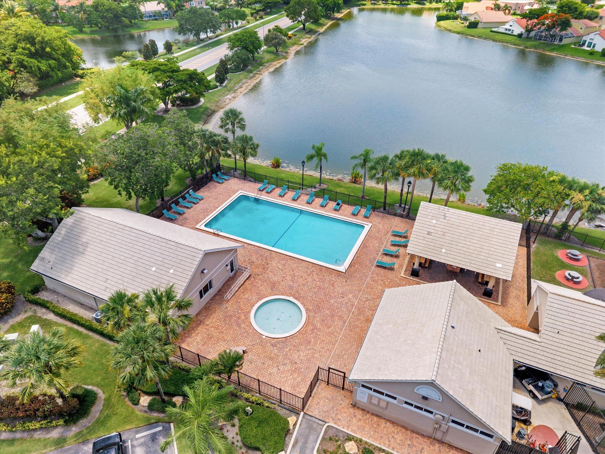 LAKES AT BOCA RATON PAR E - Residential