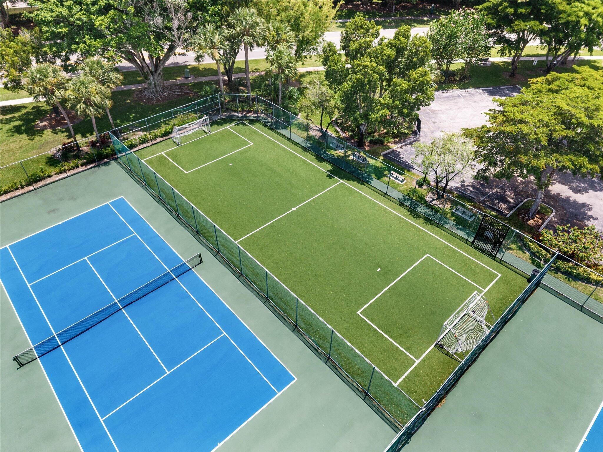 LAKES AT BOCA RATON PAR E - Residential