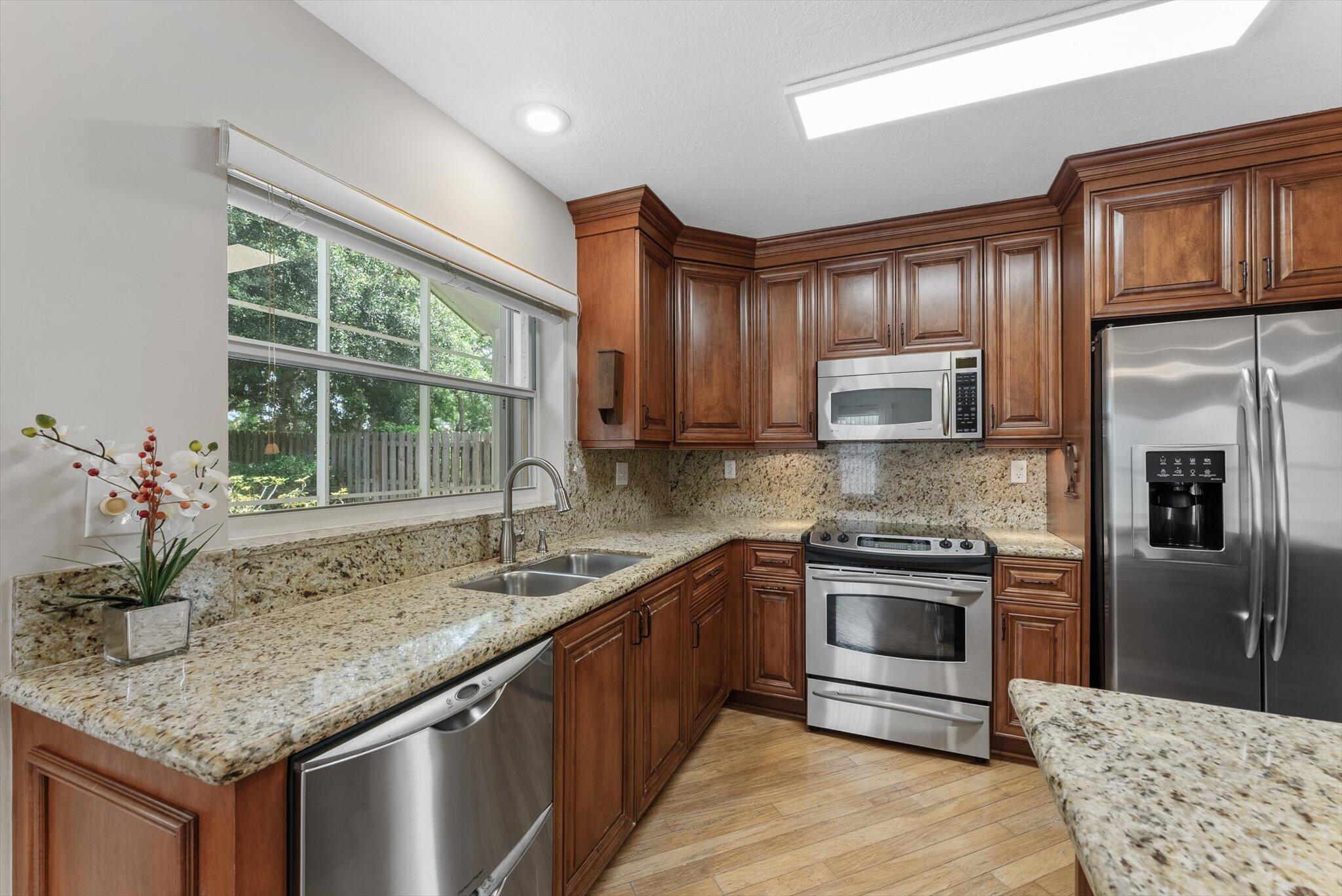 LAKES AT BOCA RATON PAR E - Residential
