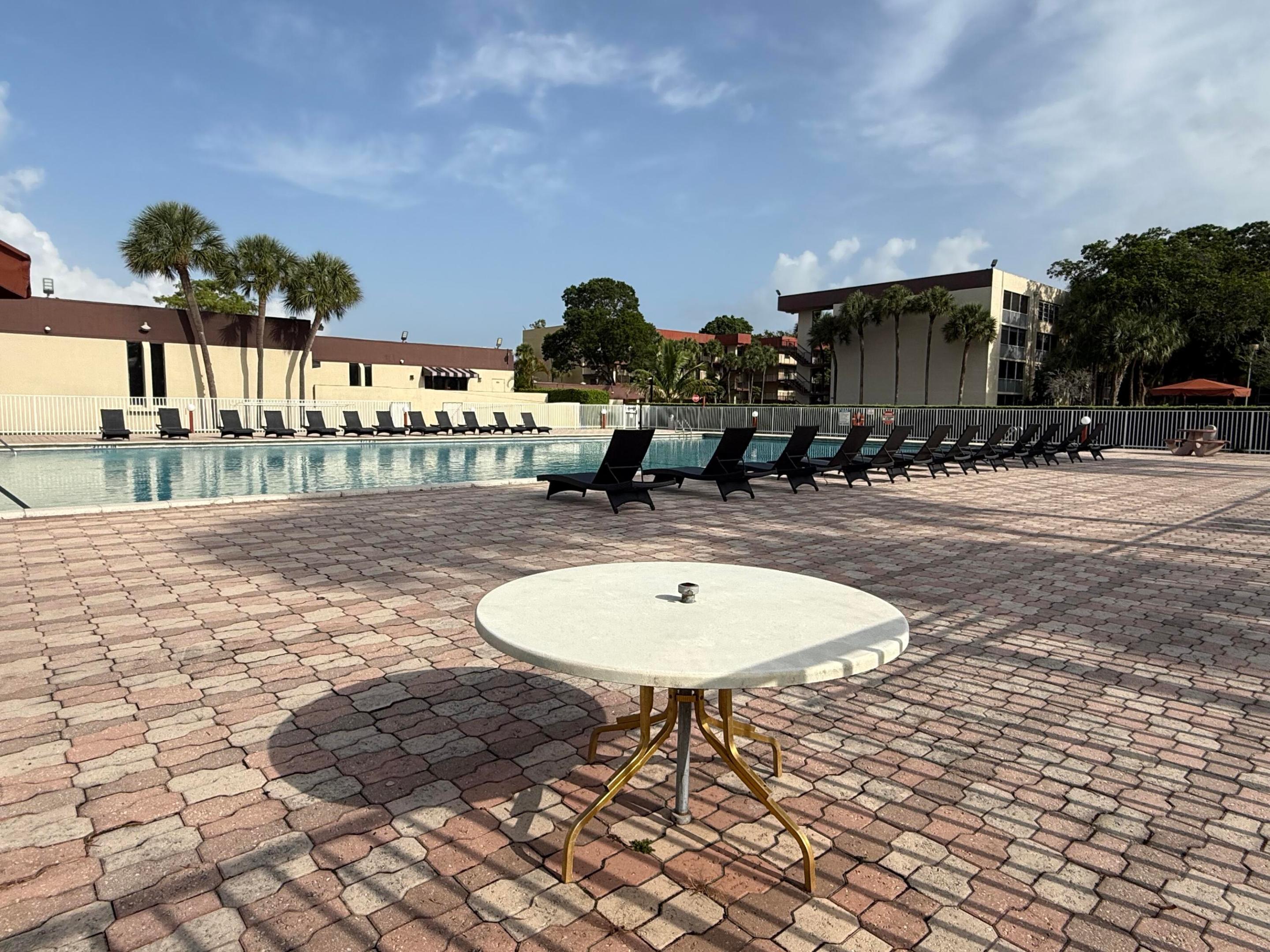 CYPRESS CHASE NORTH NO 3 CONDO - Residential