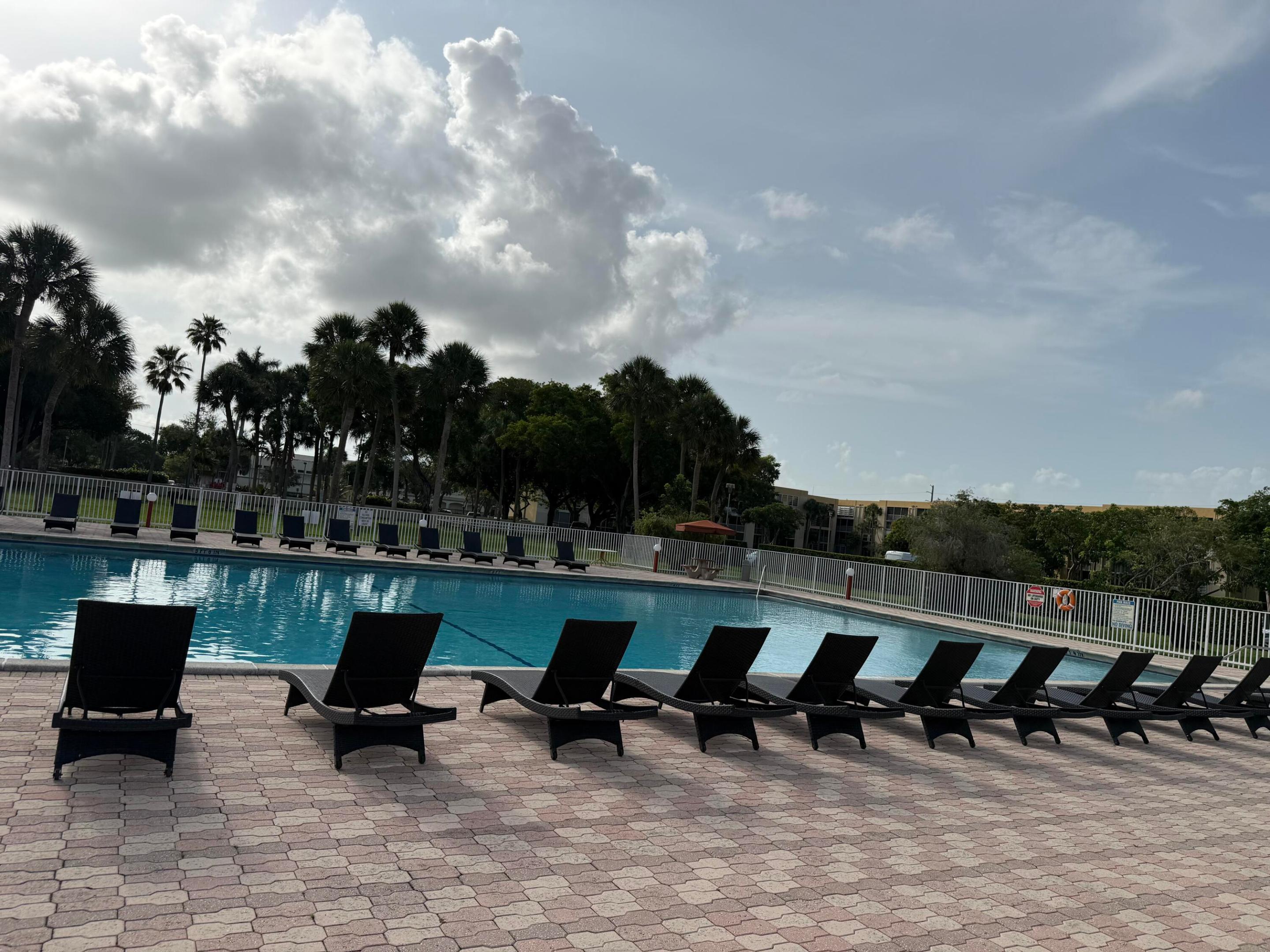 CYPRESS CHASE NORTH NO 3 CONDO - Residential