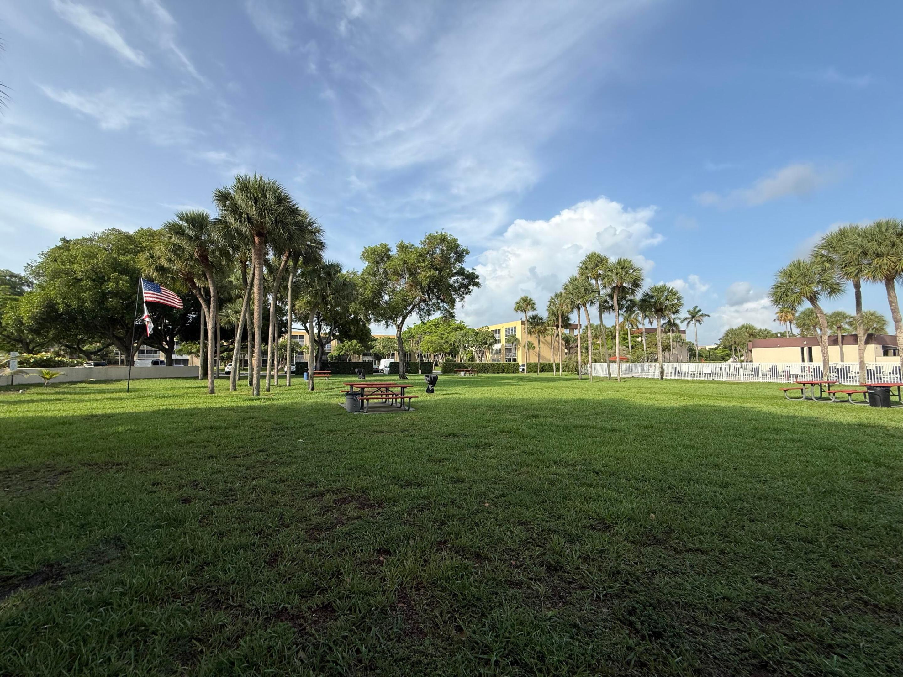 CYPRESS CHASE NORTH NO 3 CONDO - Residential