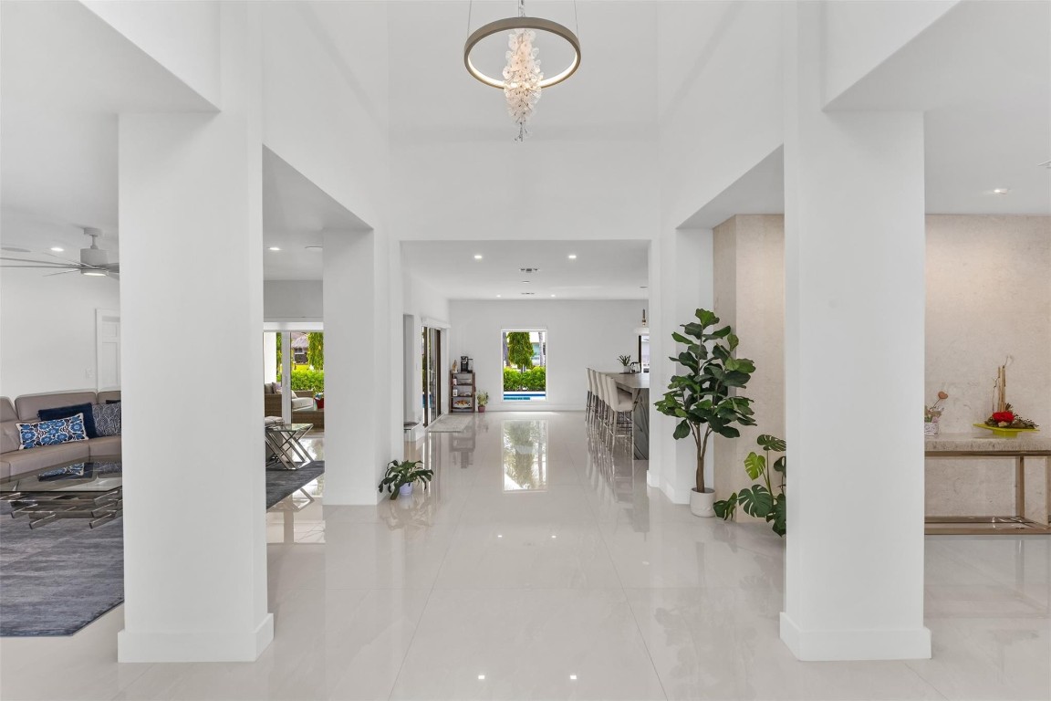 SUNRISE KEY - Residential