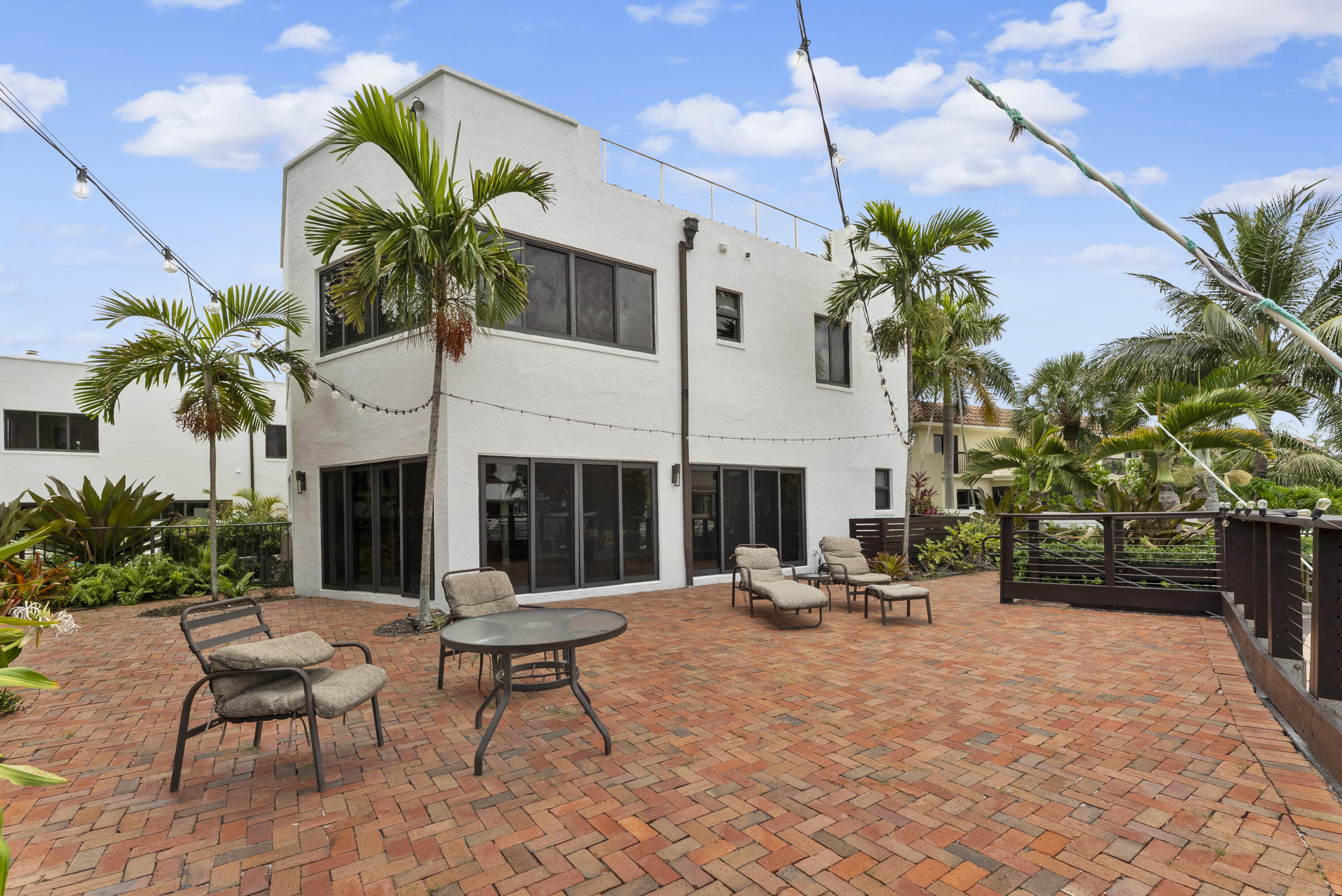 Bel Lido - Residential Income