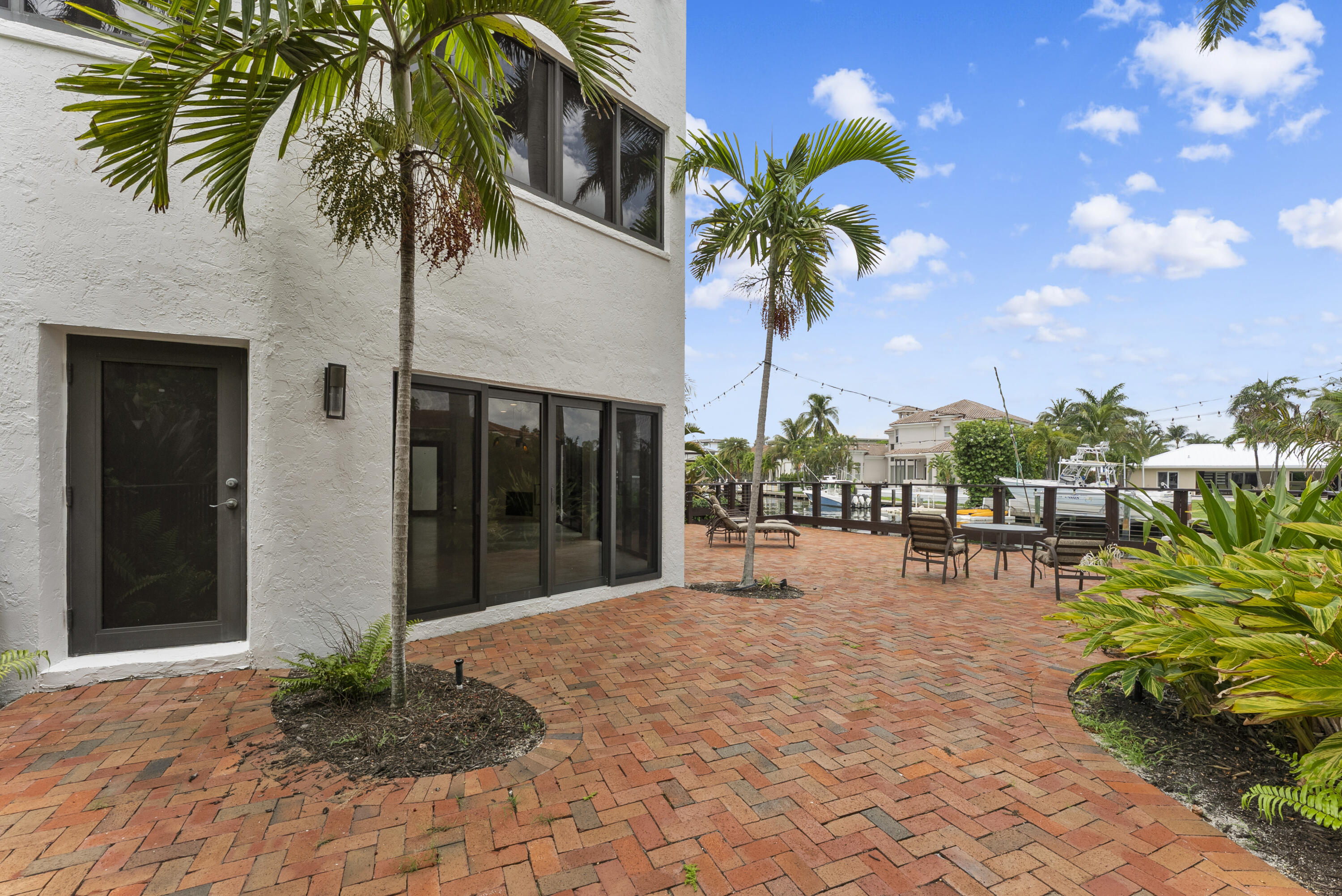Bel Lido - Residential Income
