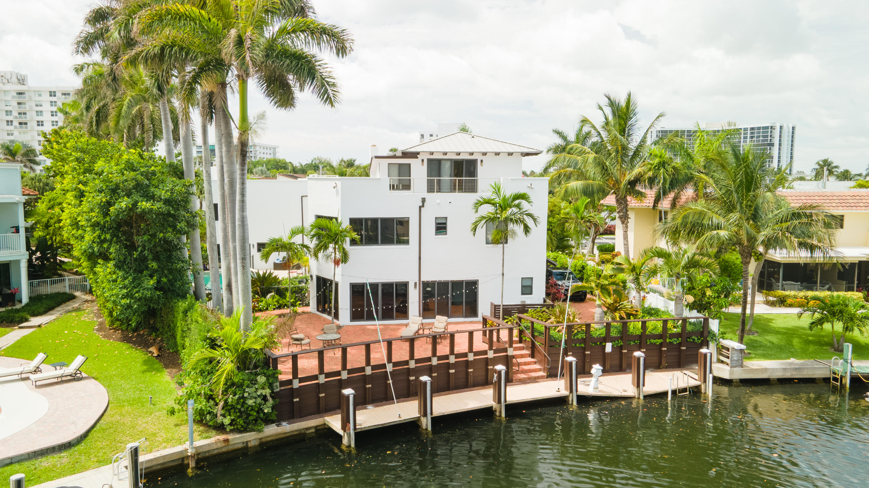 Bel Lido - Residential Income