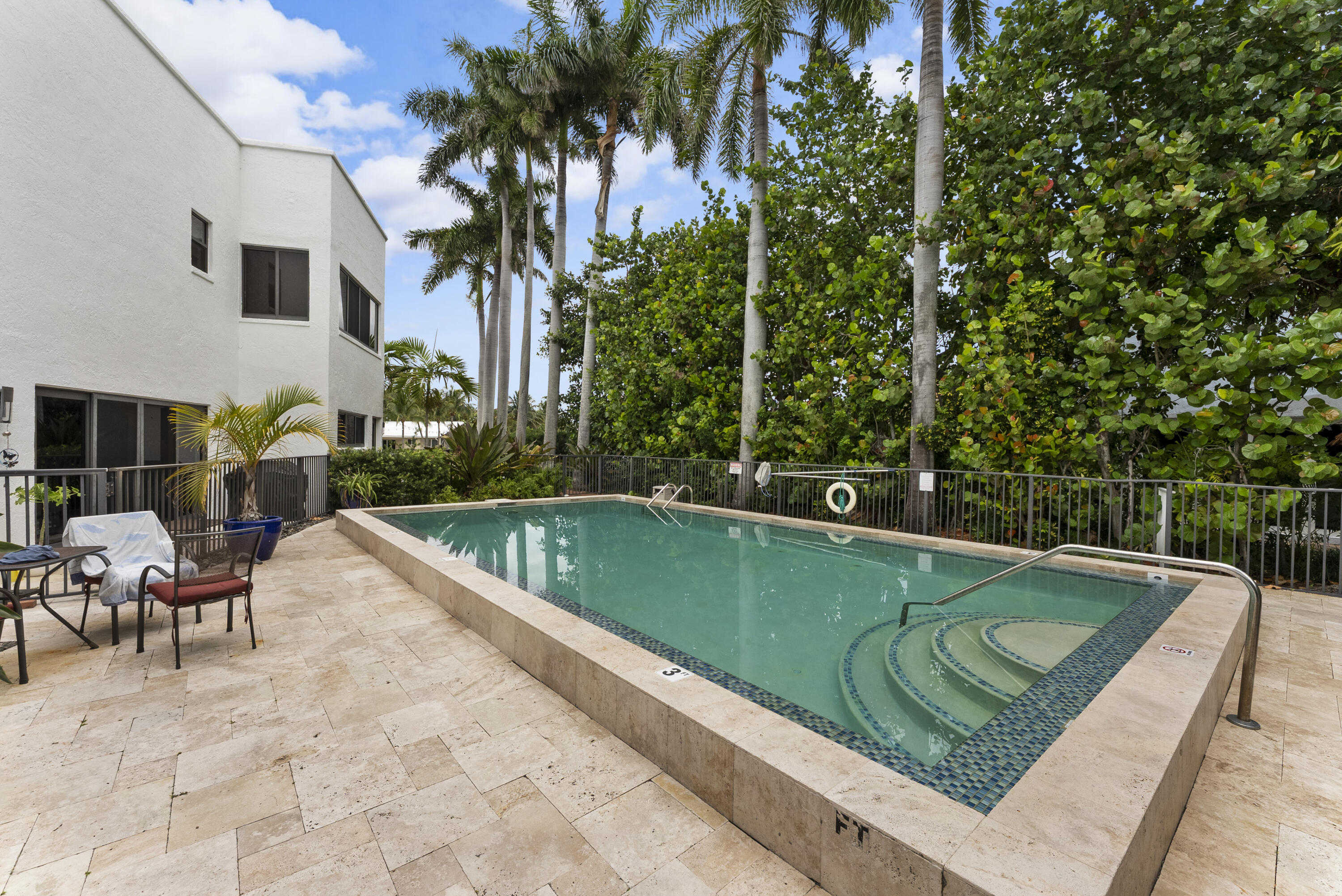 Bel Lido - Residential Income