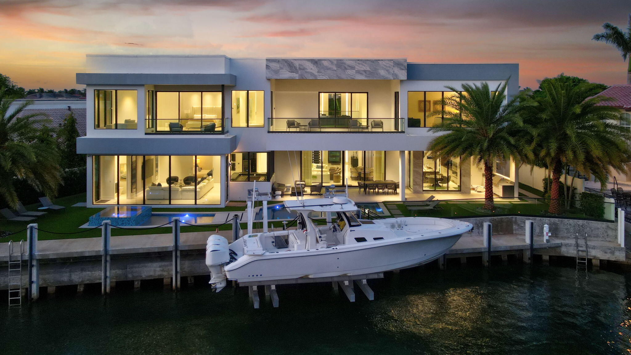 SUN AND SURF CLUB COMMUNITY - Residential