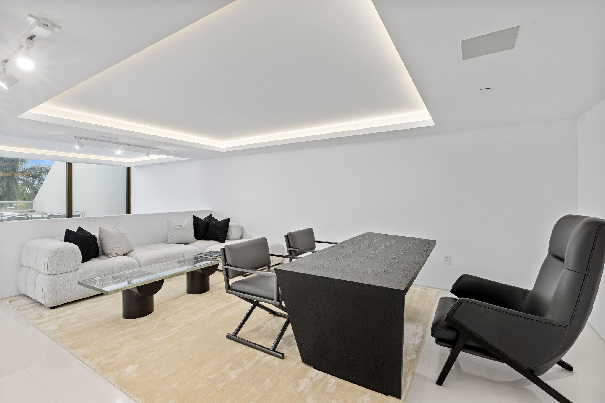 PLAZA OF THE PALM BEACHES CONDO - Residential