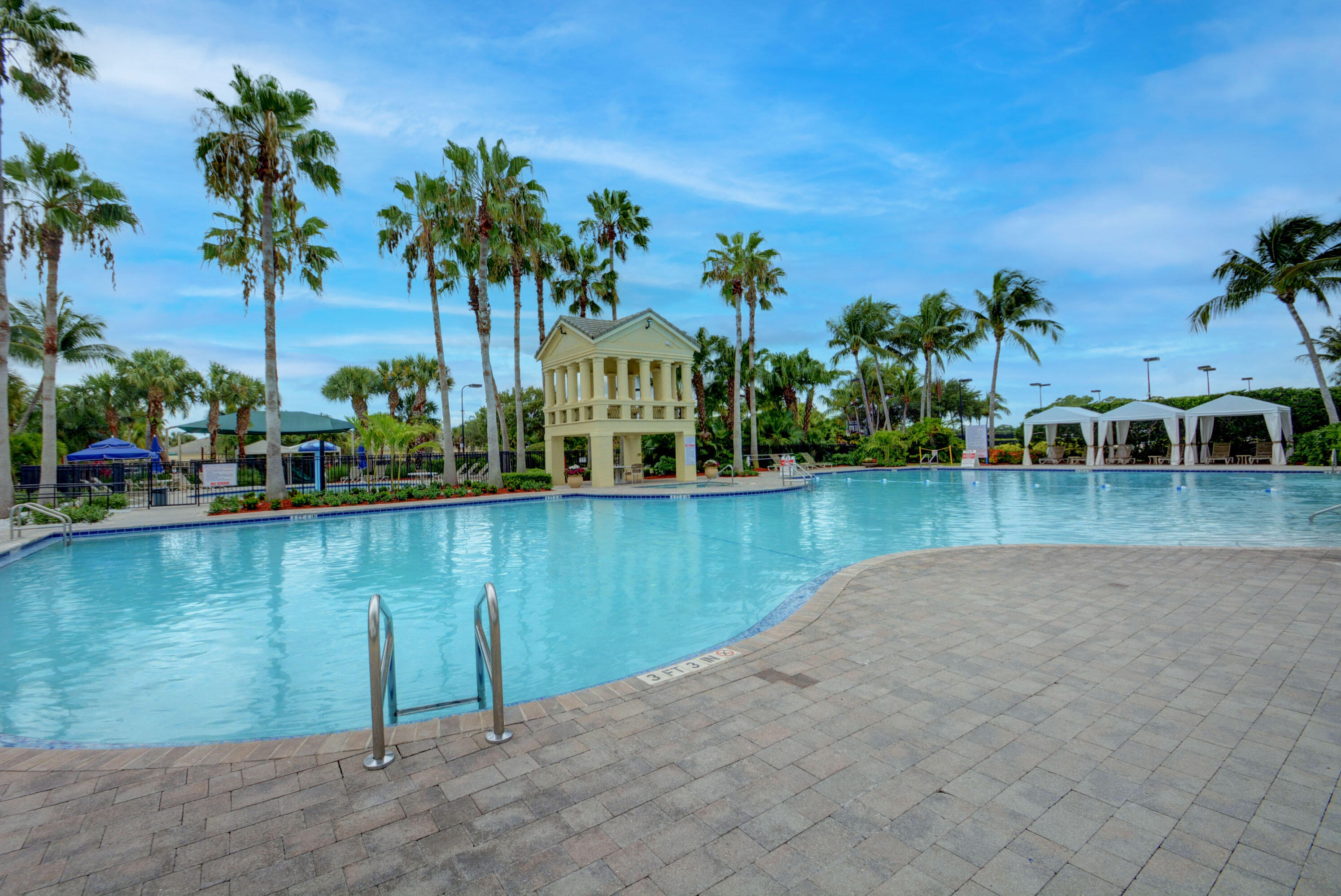 MADISON GREEN 1 PARS F, G AND I - Residential Lease