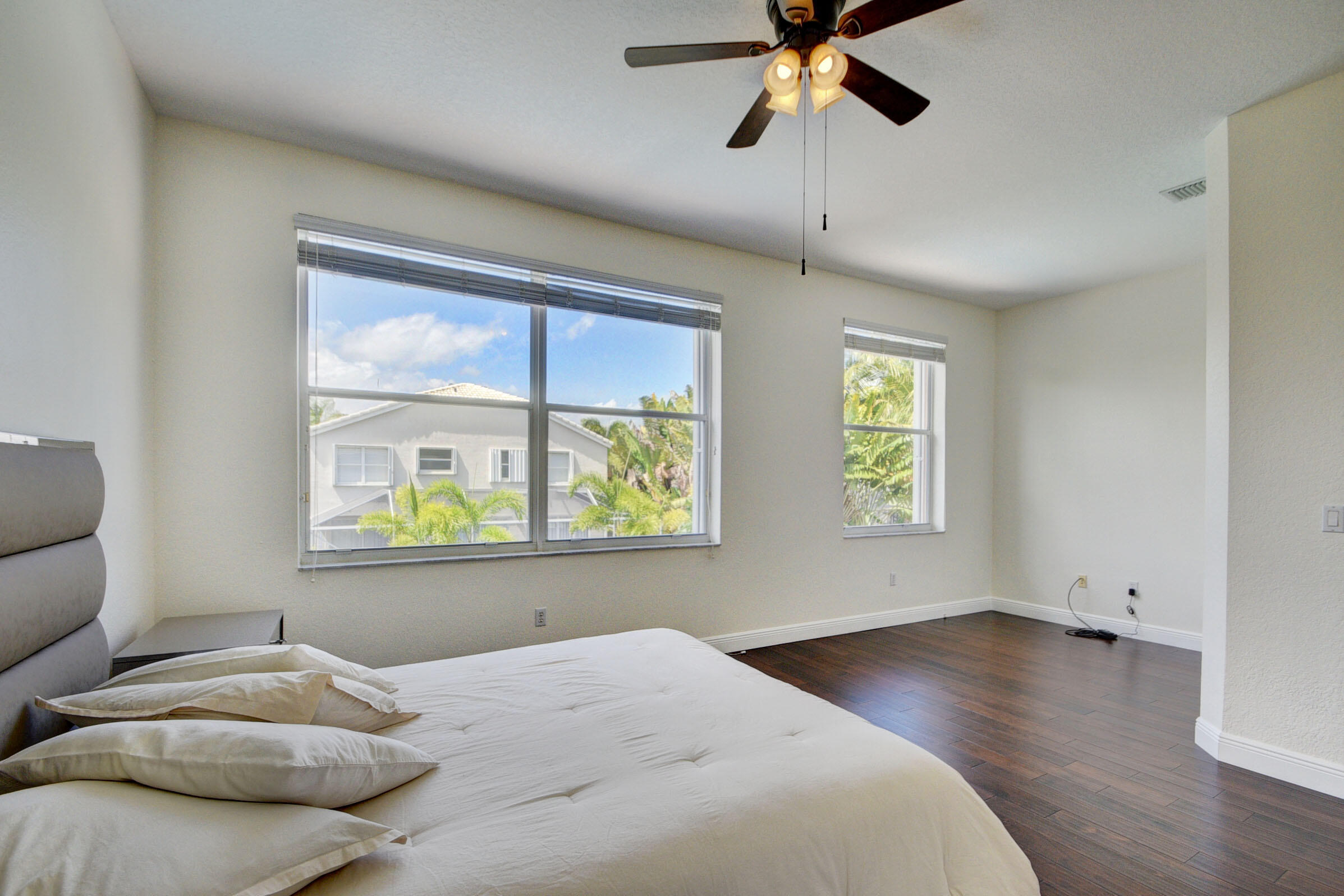 MADISON GREEN 1 PARS F, G AND I - Residential Lease
