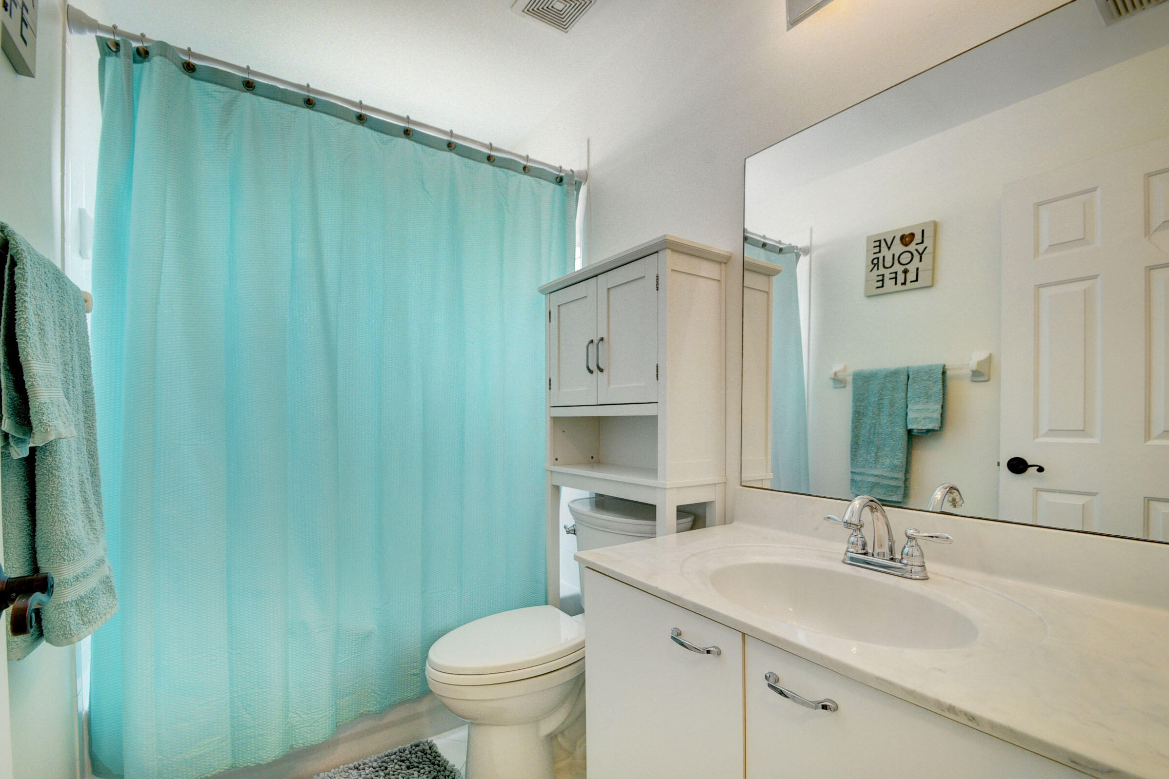 MADISON GREEN 1 PARS F, G AND I - Residential Lease