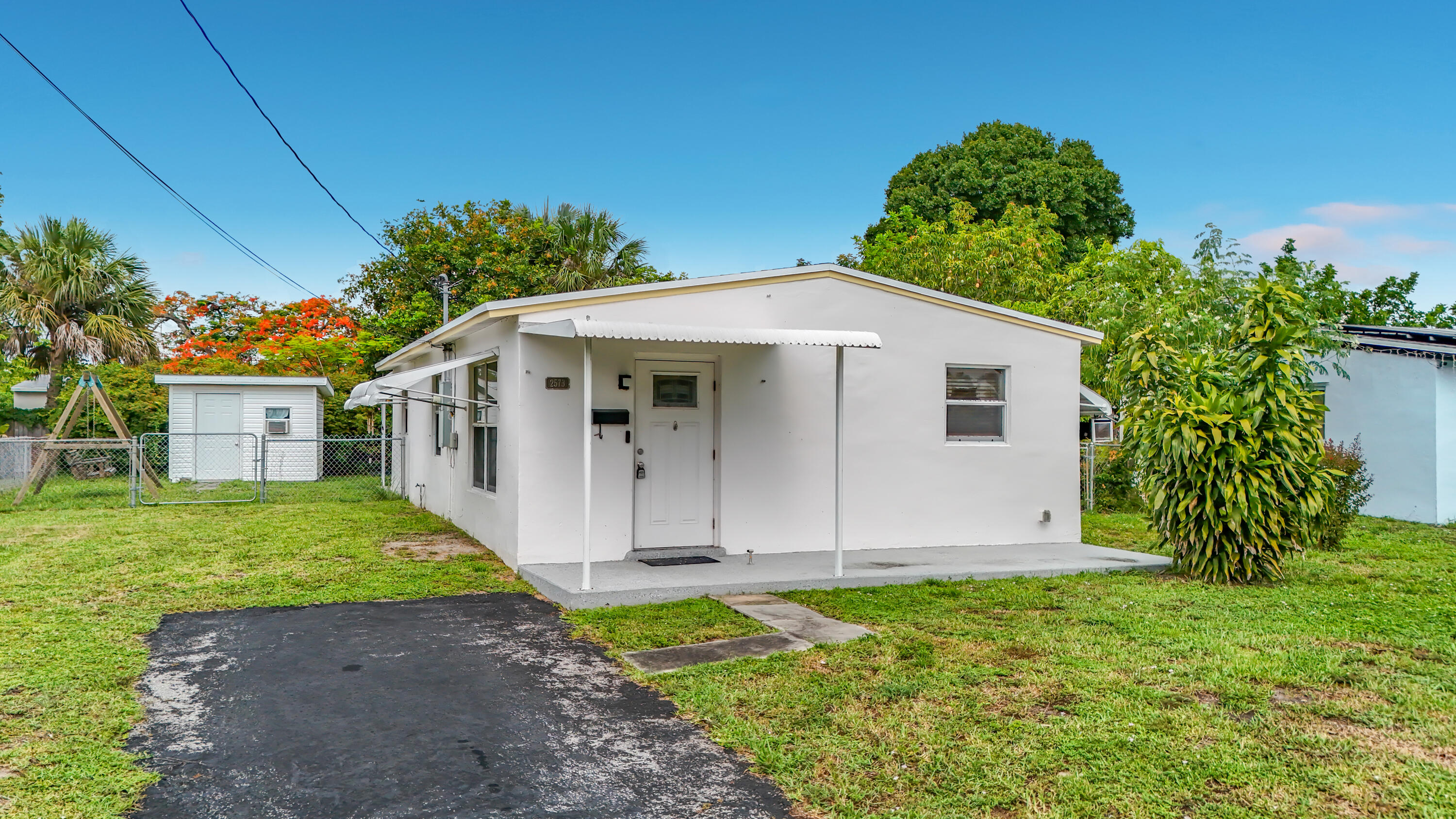 Welcome to this well-maintained home in the heart of Margate! Offering a perfect blend of comfort and peace of mind, this CBS property features several major updates, including a 2016 roof, 2021 air conditioning system, 2020 water heater, and impact windows installed in 2010. These valuable improvements help provide energy efficiency, storm protection, and long-term savings.  Conveniently located near shopping, dining, parks, schools, and major highways, this home offers both comfort and accessibility. Whether you're a first-time homebuyer, looking to downsize, or searching for an excellent investment opportunity, this property is ready for you to make it your own.  Don't miss the opportunity! Pictures coming soon. ¡Bienvenido a esta muy bien mantenida casa en el corazón de Margate! Esta propiedad construida de concreto  ofrece la combinación perfecta de comodidad y tranquilidad, gracias a importantes mejoras realizadas a lo largo de los años, incluyendo un techo instalado en 2016, aire acondicionado de 2021, calentador de agua de 2020 y ventanas de impacto instaladas en 2010. Estas actualizaciones brindan mayor eficiencia energética, protección contra tormentas y ahorro a largo plazo.  Ubicada en una zona privilegiada, cerca de centros comerciales, restaurantes, parques, escuelas y las principales vías de acceso, esta vivienda ofrece comodidad y una excelente ubicación. Ya sea que estés comprando tu primera casa, buscando reducir espacio o quieras una excelente oportunidad de inversión, esta propiedad está lista para que la conviertas en tu nuevo hogar.  ¡No dejes pasar esta oportunidad! ¡Fotos próximamente!