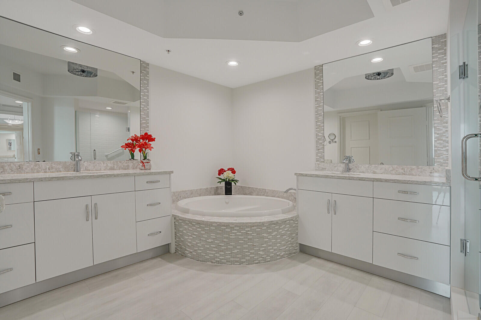 LANDMARK AT THE GARDENS CONDO - Residential