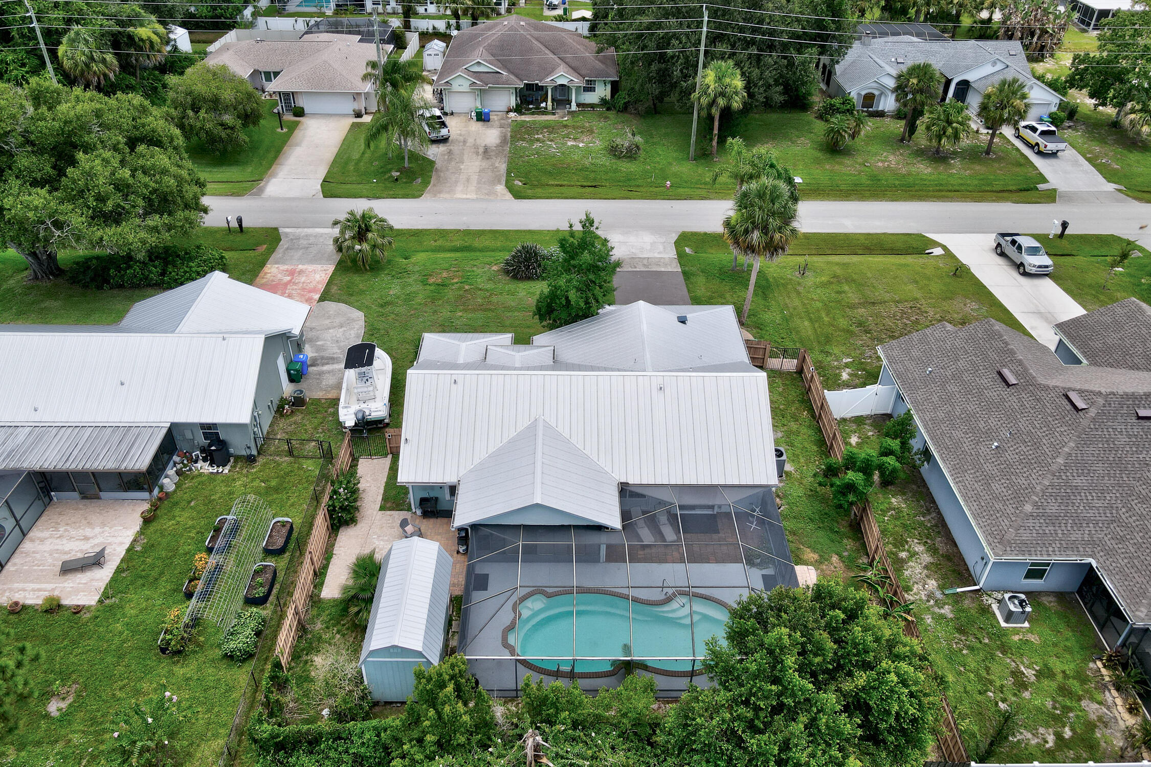 SEBASTIAN HIGHLANDS UNIT 4 - Residential