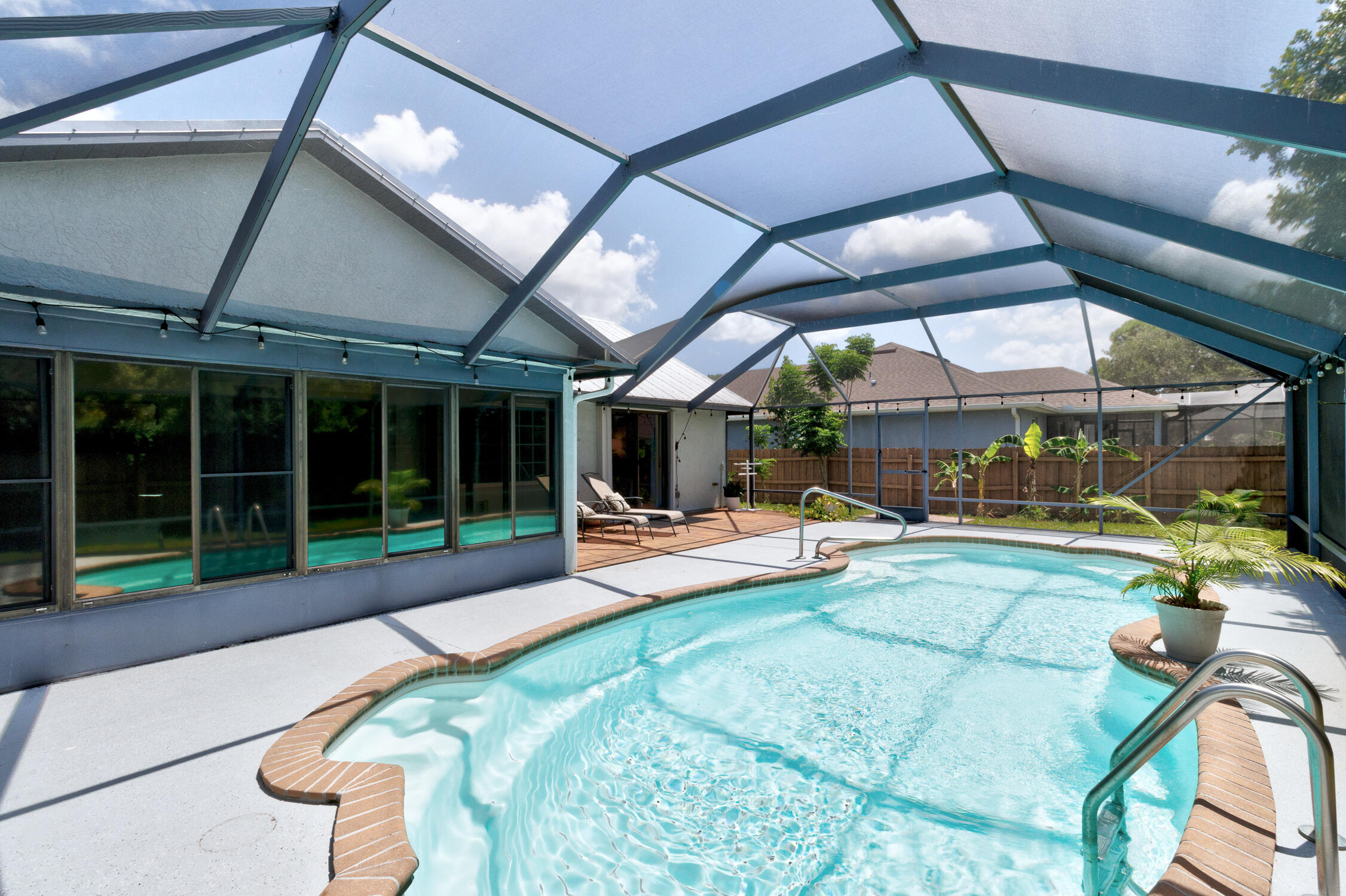 SEBASTIAN HIGHLANDS UNIT 4 - Residential