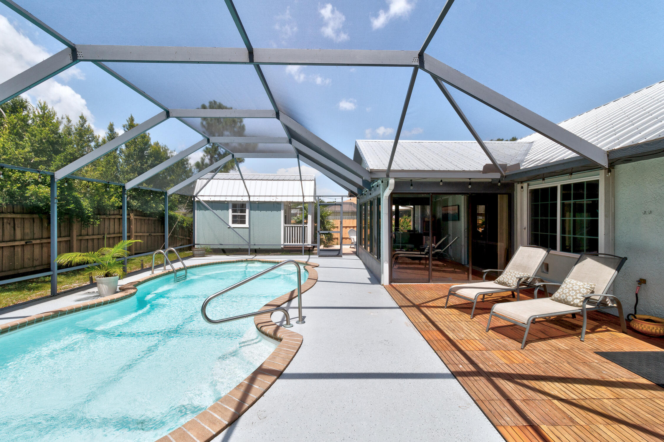 SEBASTIAN HIGHLANDS UNIT 4 - Residential