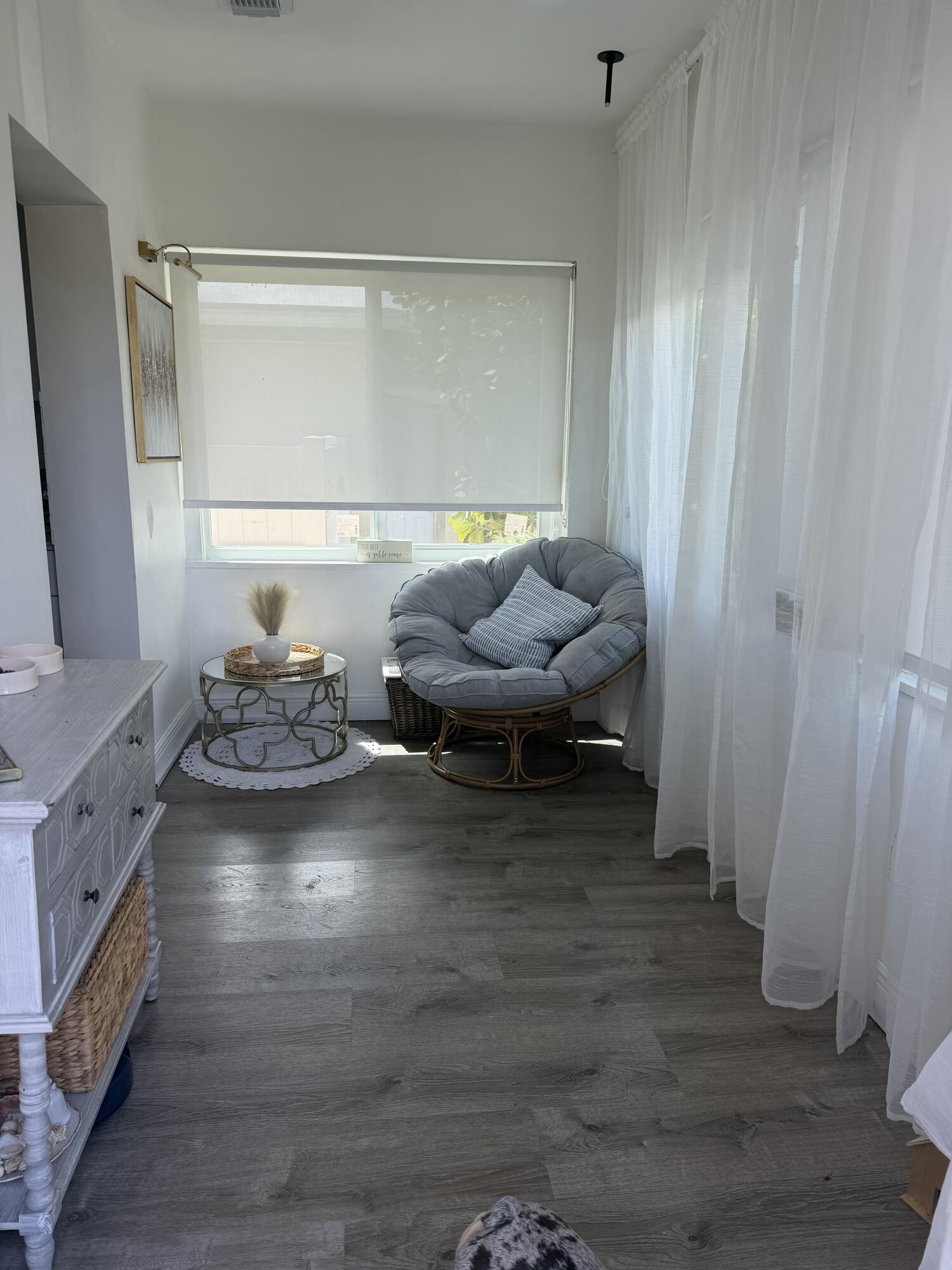 FRANK ADD TO HOLLYWOOD - Residential Lease