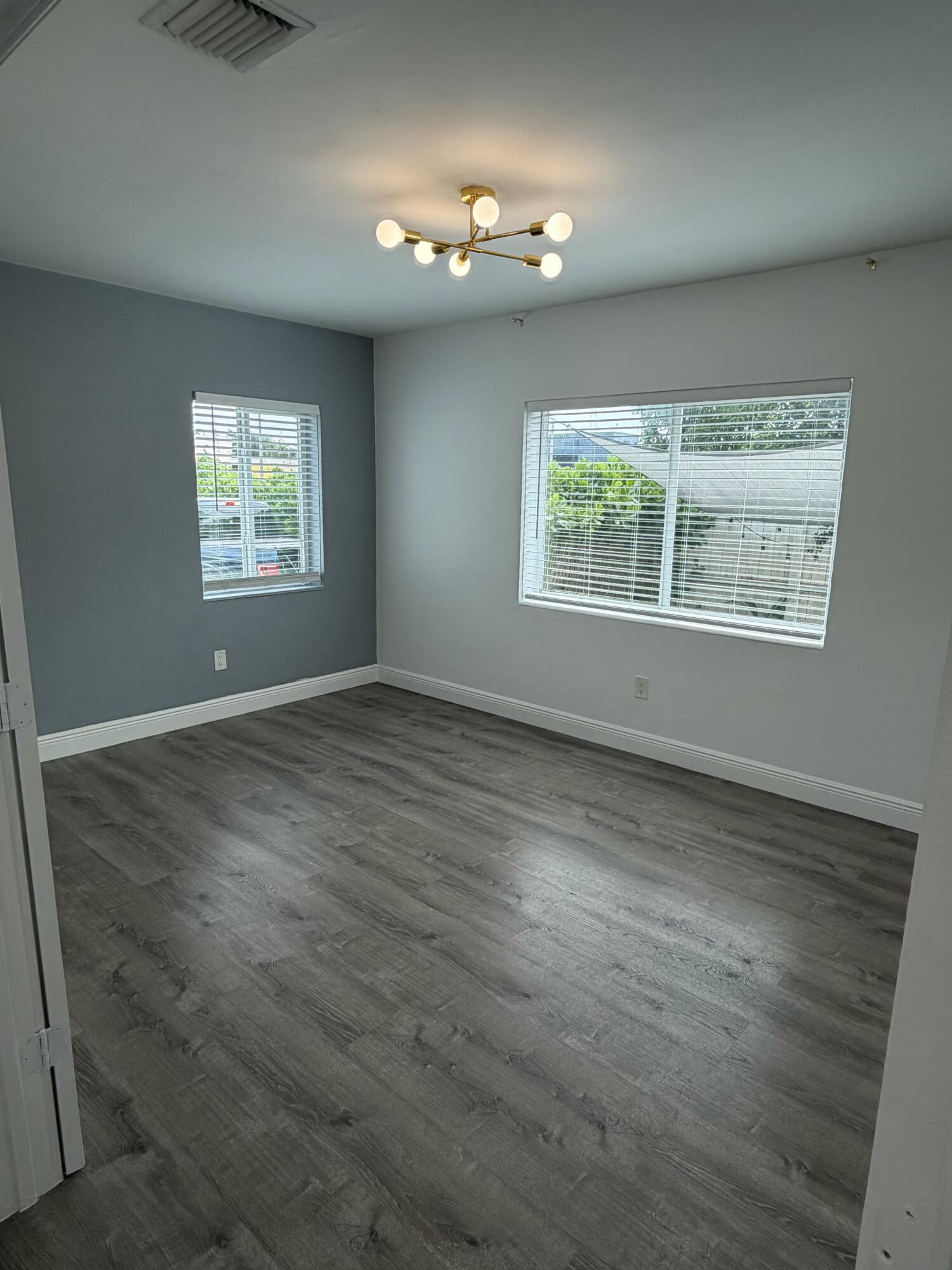 FRANK ADD TO HOLLYWOOD - Residential Lease