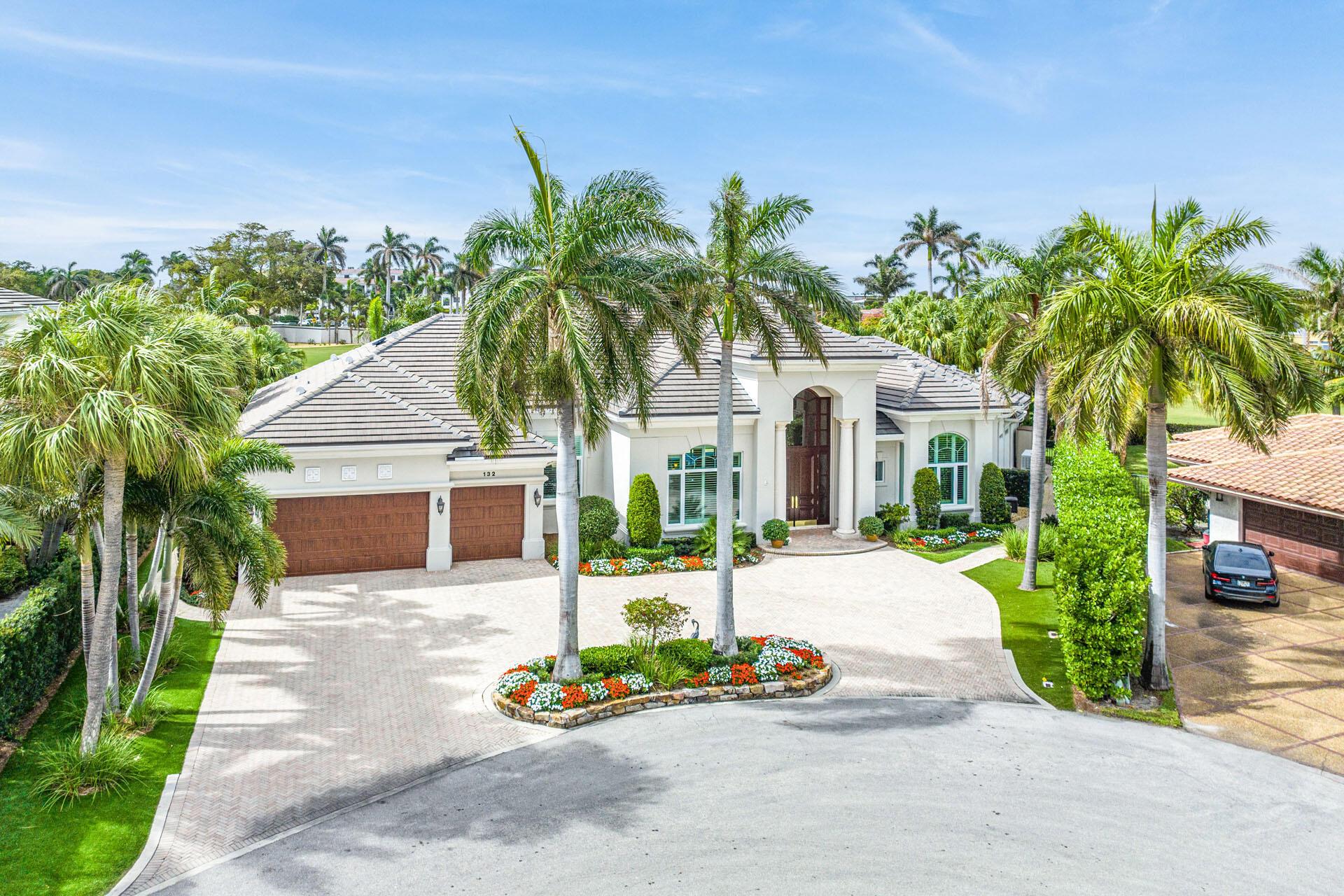 ROYAL PALM YACHT & COUNTRY CLUB - Residential