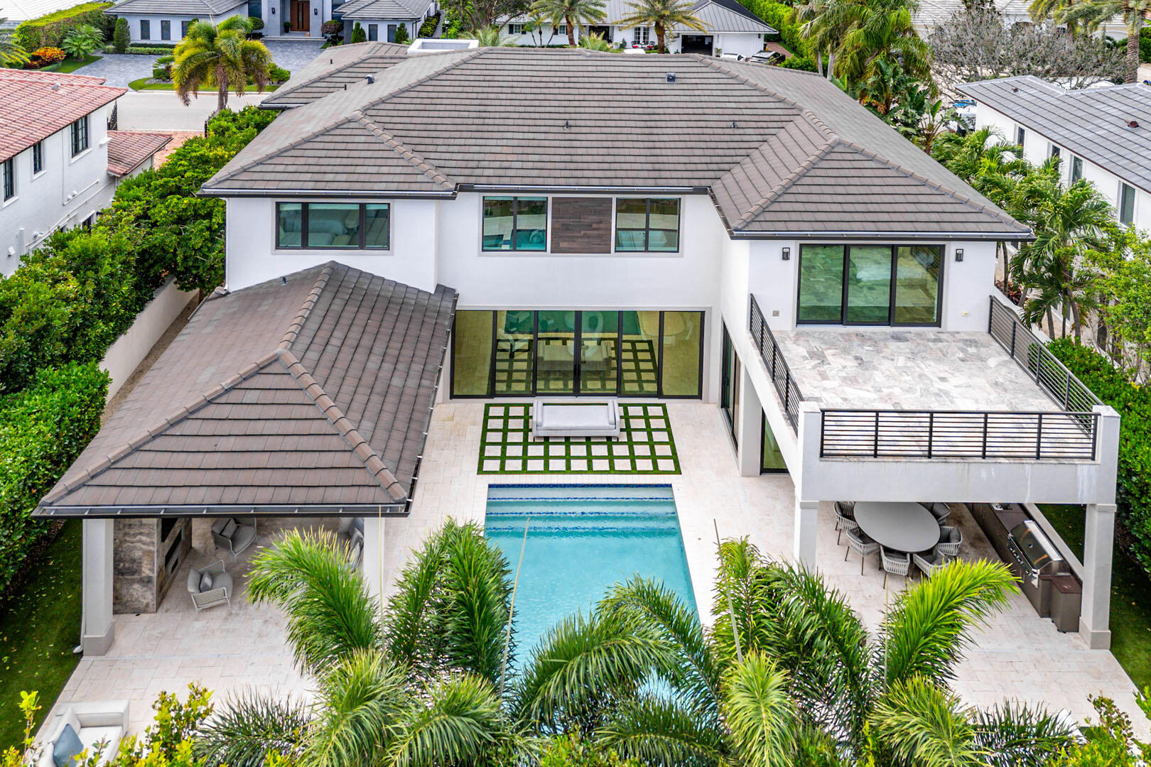 ROYAL PALM YACHT & COUNTRY CLUB - Residential