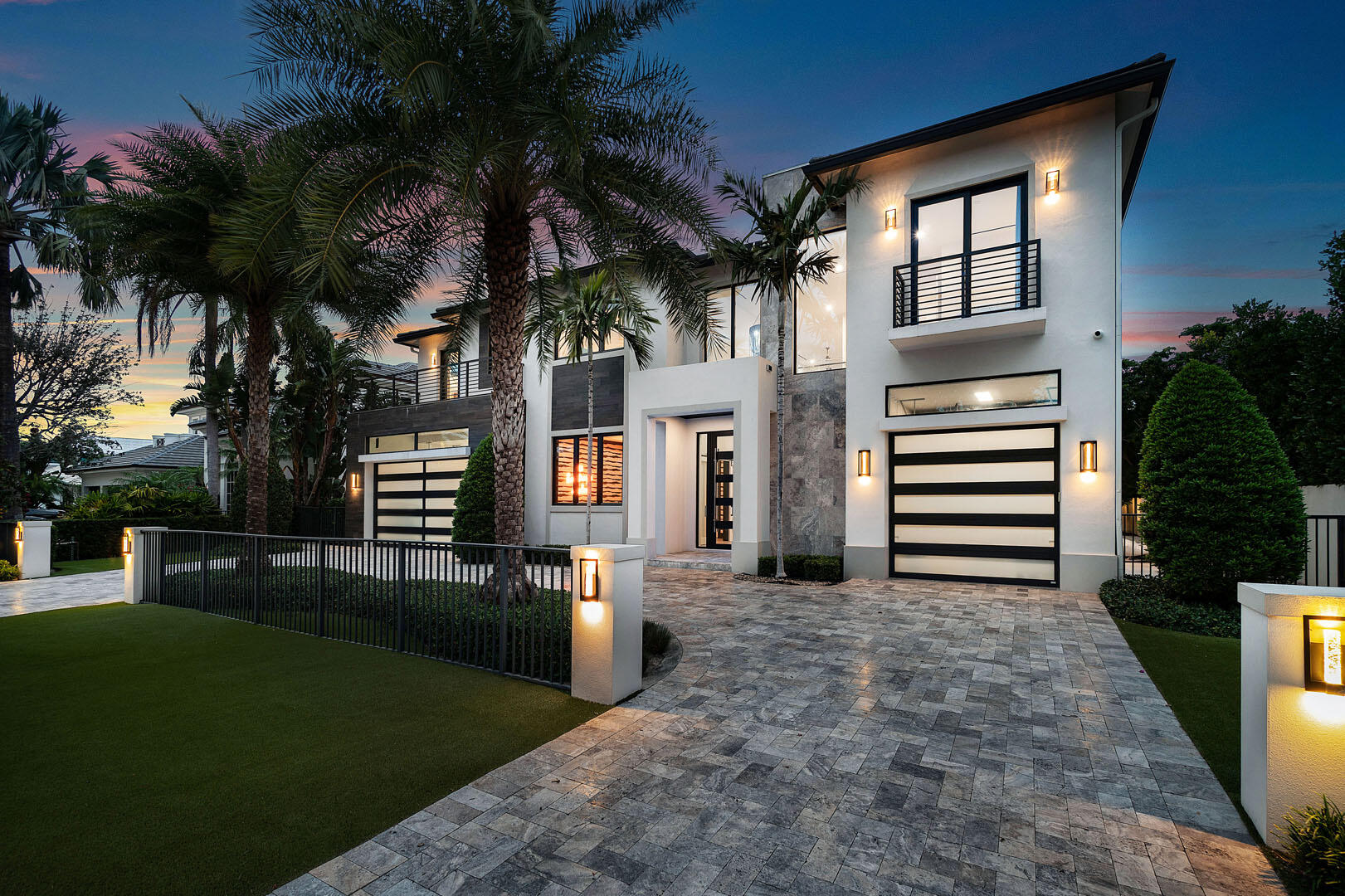 ROYAL PALM YACHT & COUNTRY CLUB - Residential
