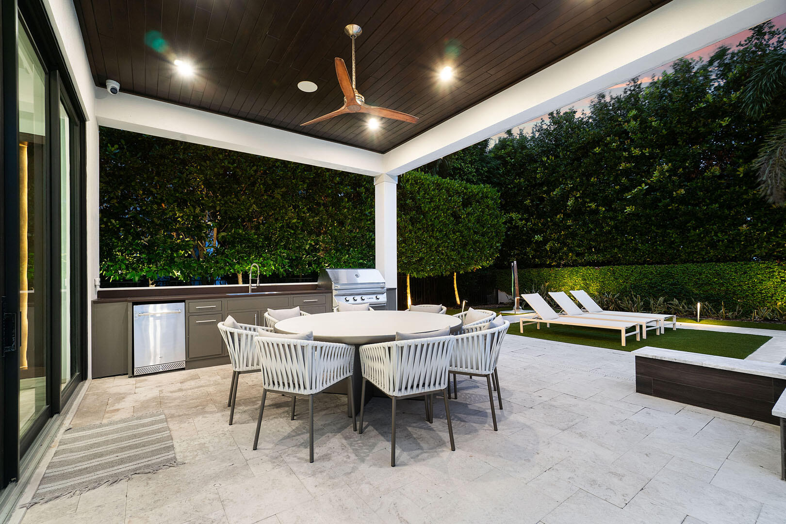 ROYAL PALM YACHT & COUNTRY CLUB - Residential