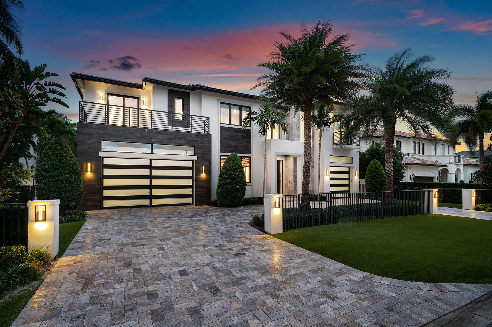 ROYAL PALM YACHT & COUNTRY CLUB - Residential