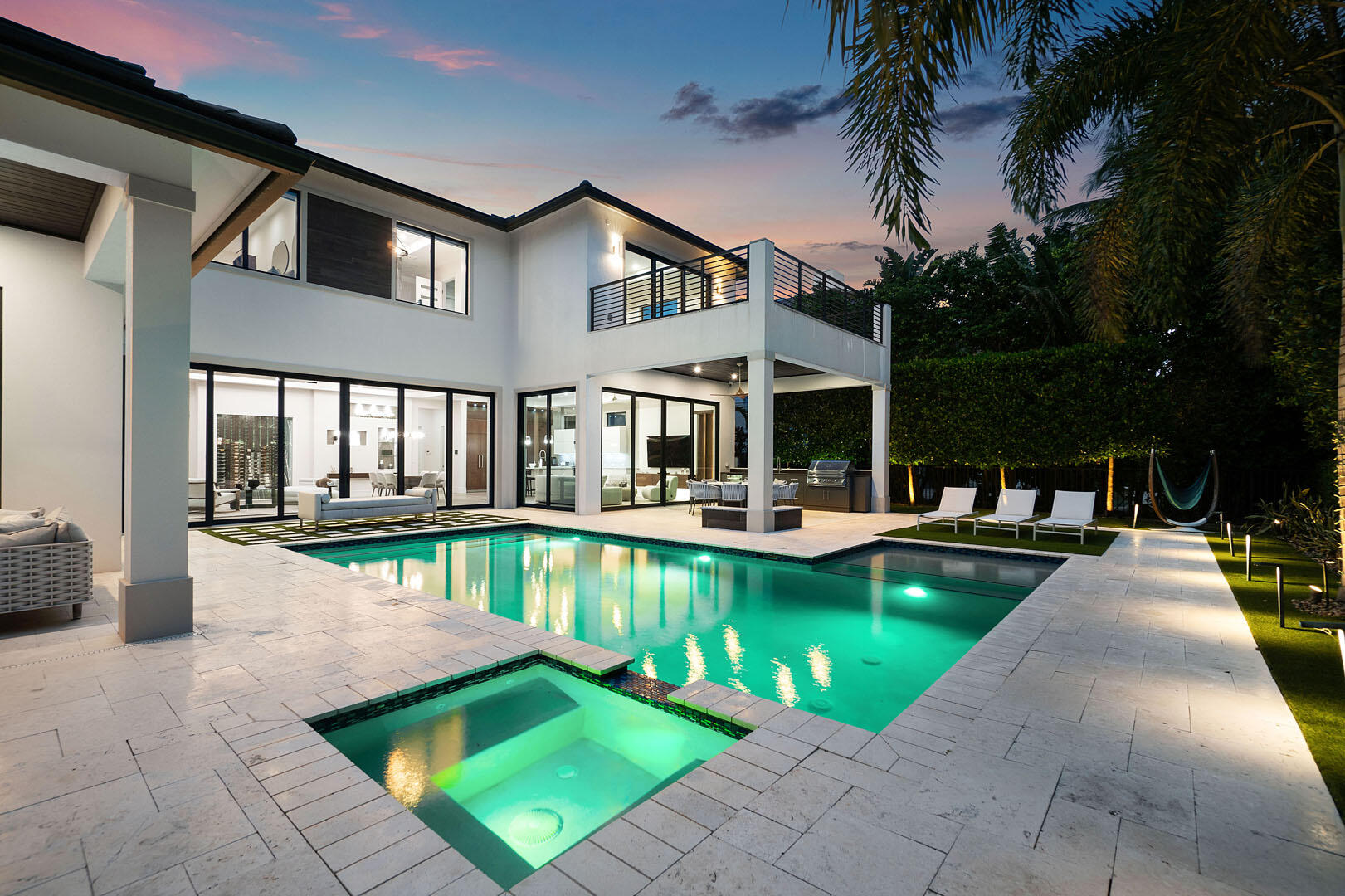 ROYAL PALM YACHT & COUNTRY CLUB - Residential