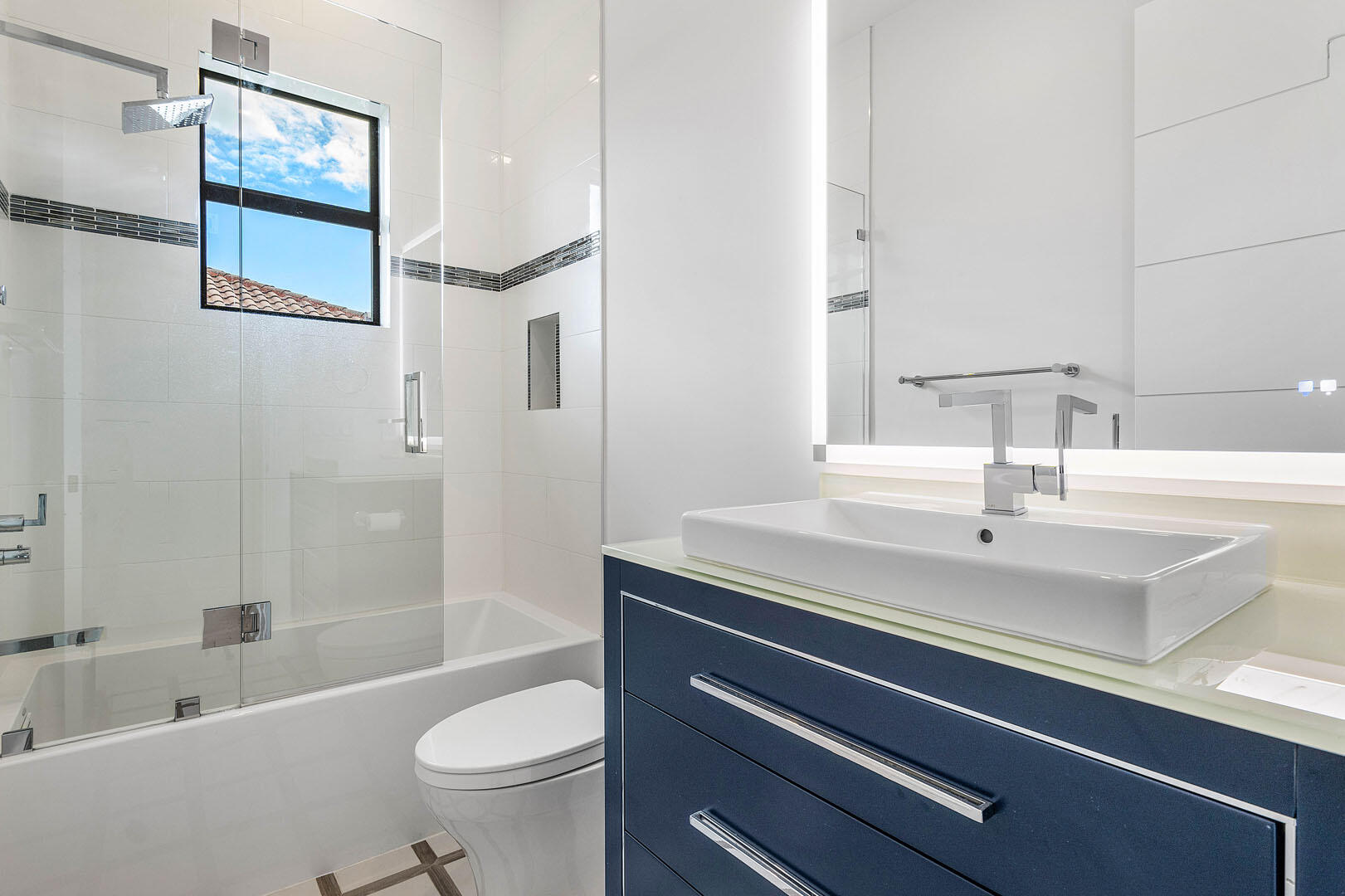 ROYAL PALM YACHT & COUNTRY CLUB - Residential