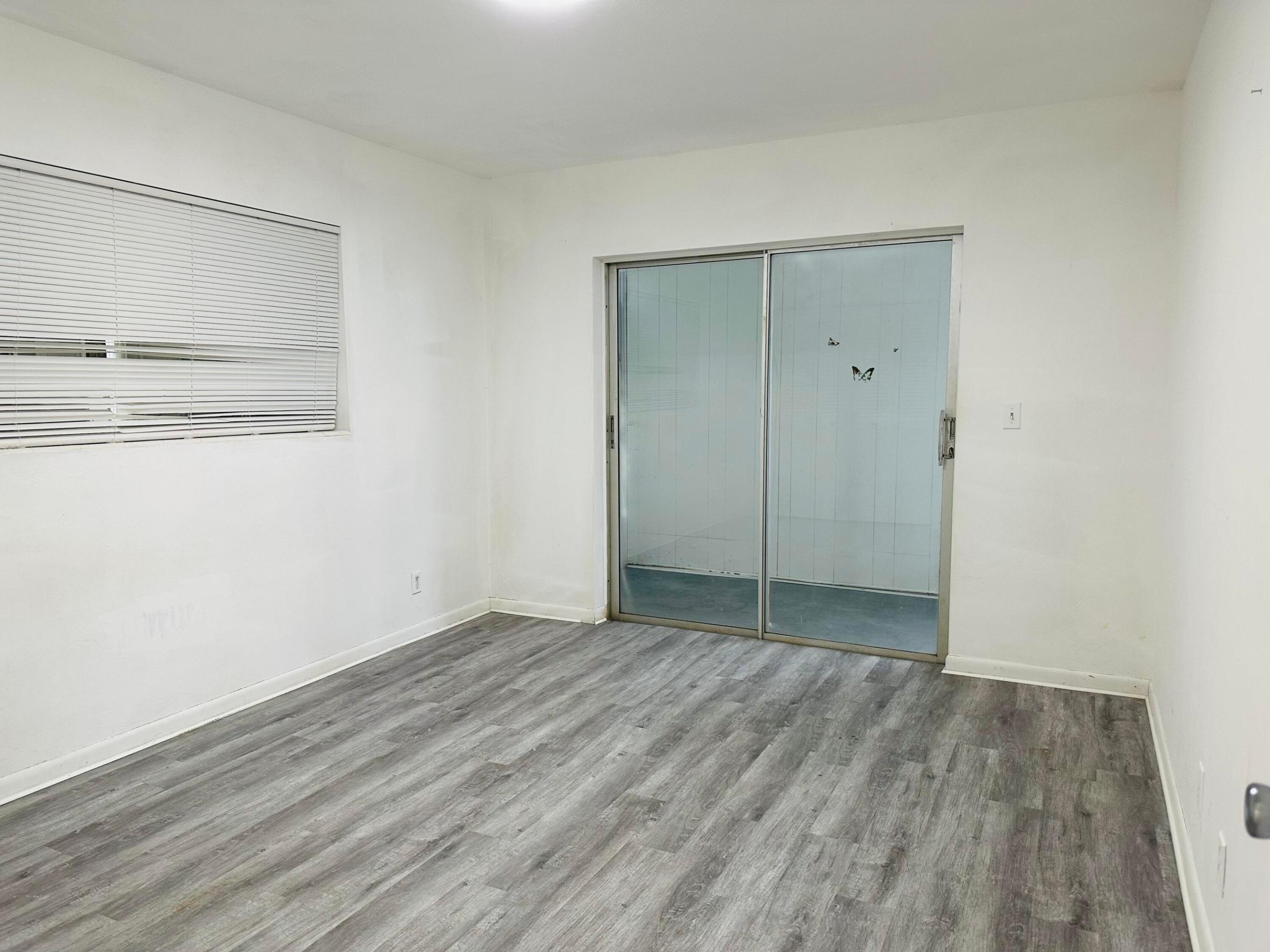 MURRY HILLS APT BLDG CONDO - Residential Lease